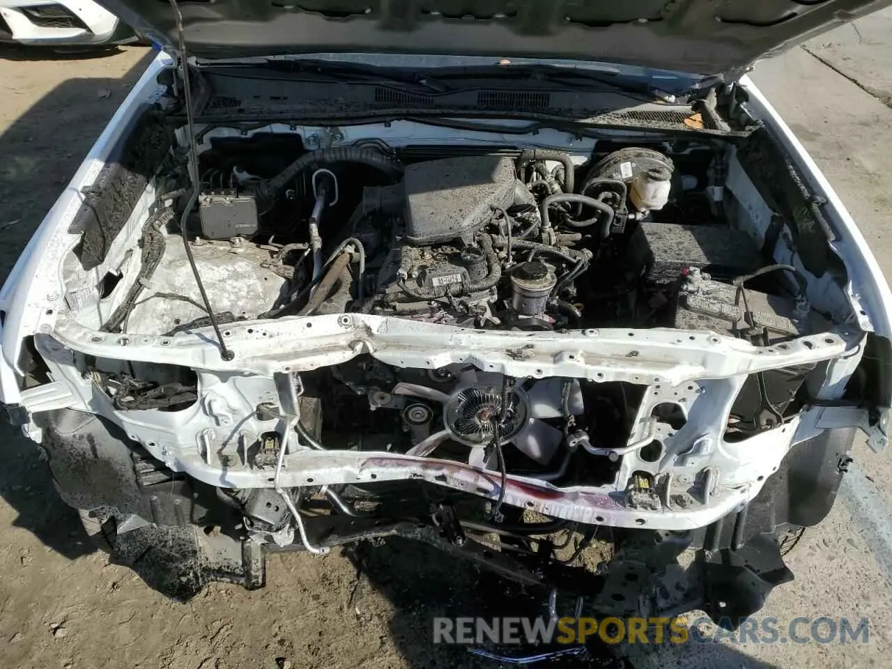 11 Photograph of a damaged car 5TFRX5GN7KX142230 TOYOTA TACOMA 2019
