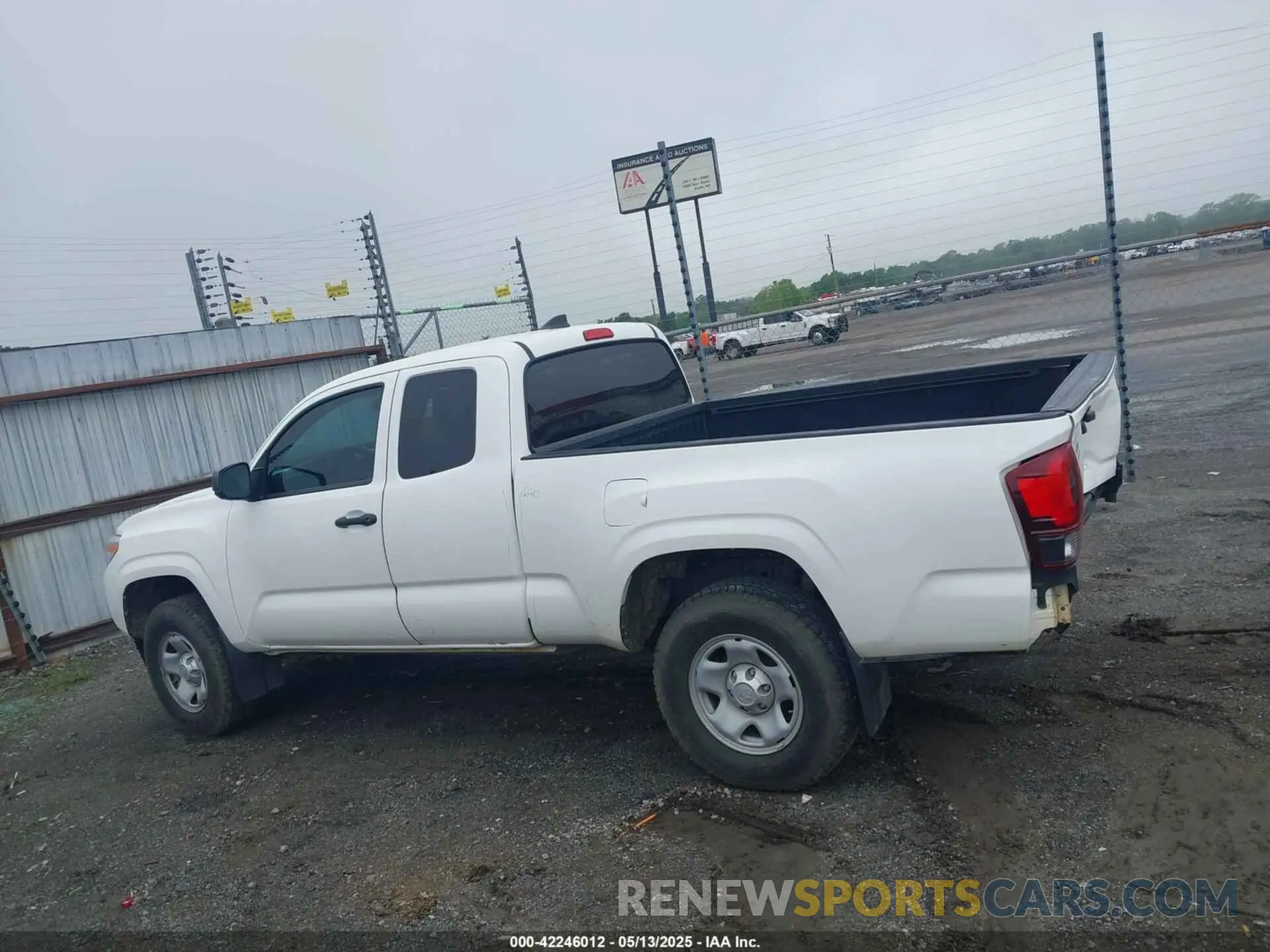 15 Photograph of a damaged car 5TFRX5GN9KX137739 TOYOTA TACOMA 2019