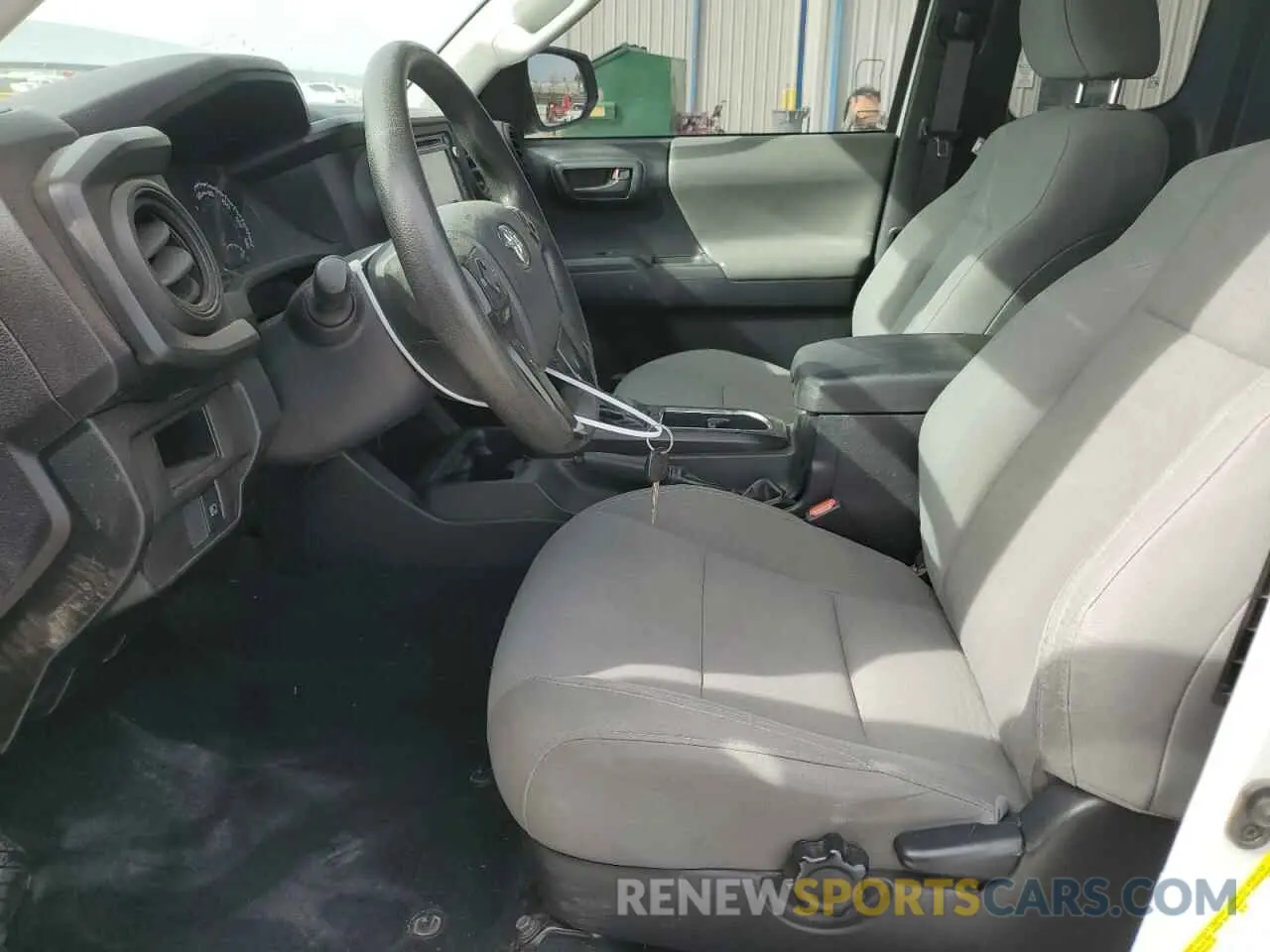 7 Фотография поврежденного автомобиля 5TFRX5GN9KX147378 TOYOTA TACOMA 2019
