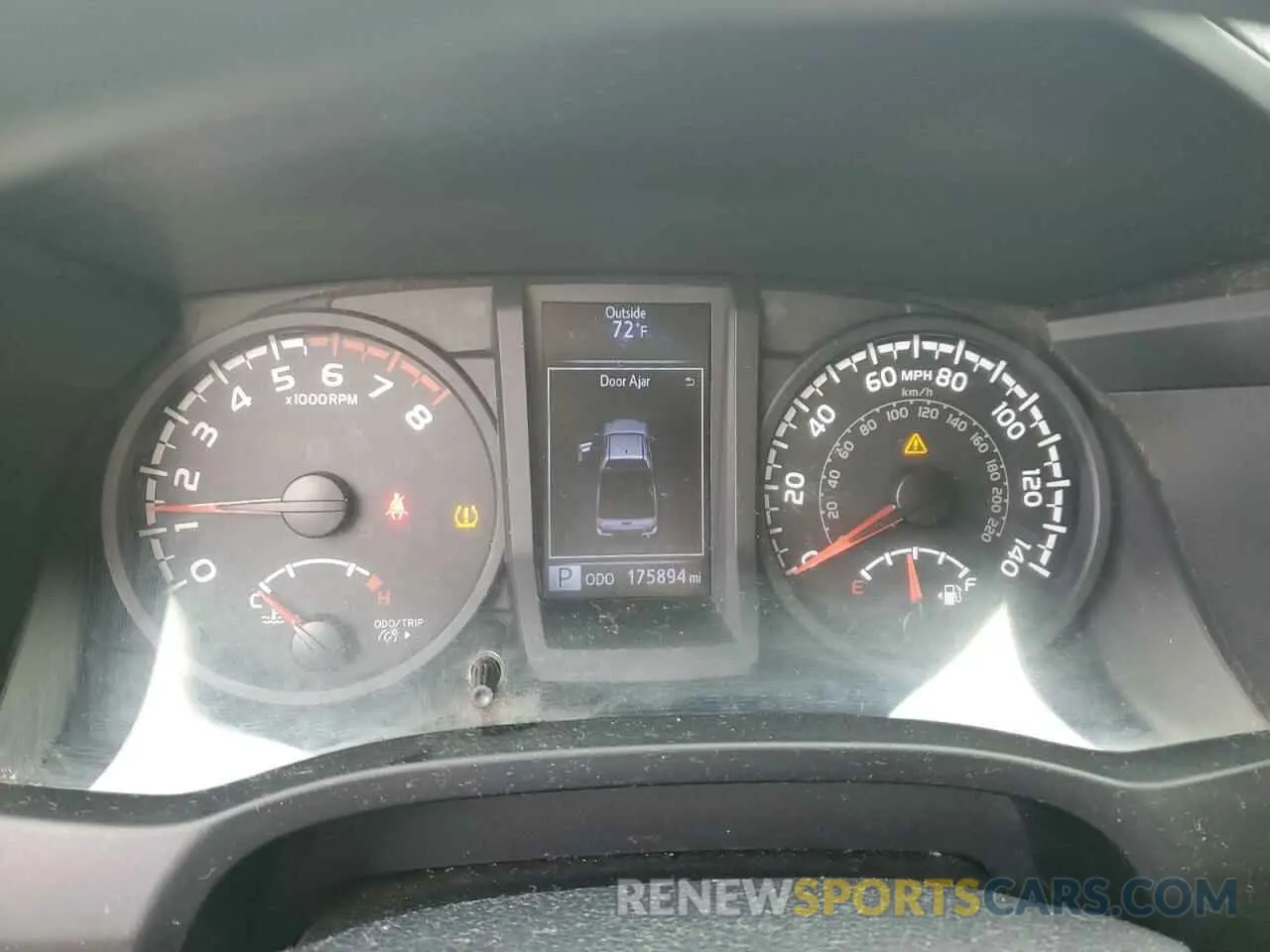 9 Фотография поврежденного автомобиля 5TFRX5GN9KX155061 TOYOTA TACOMA 2019