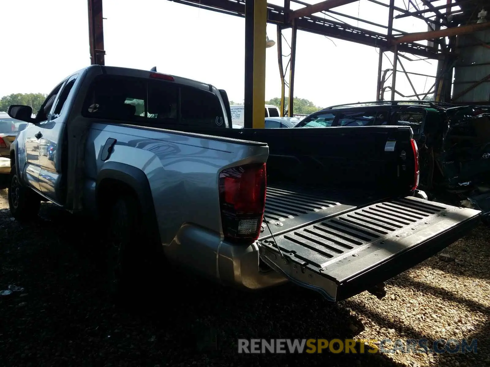 3 Photograph of a damaged car 5TFRZ5CN1KX086771 TOYOTA TACOMA 2019