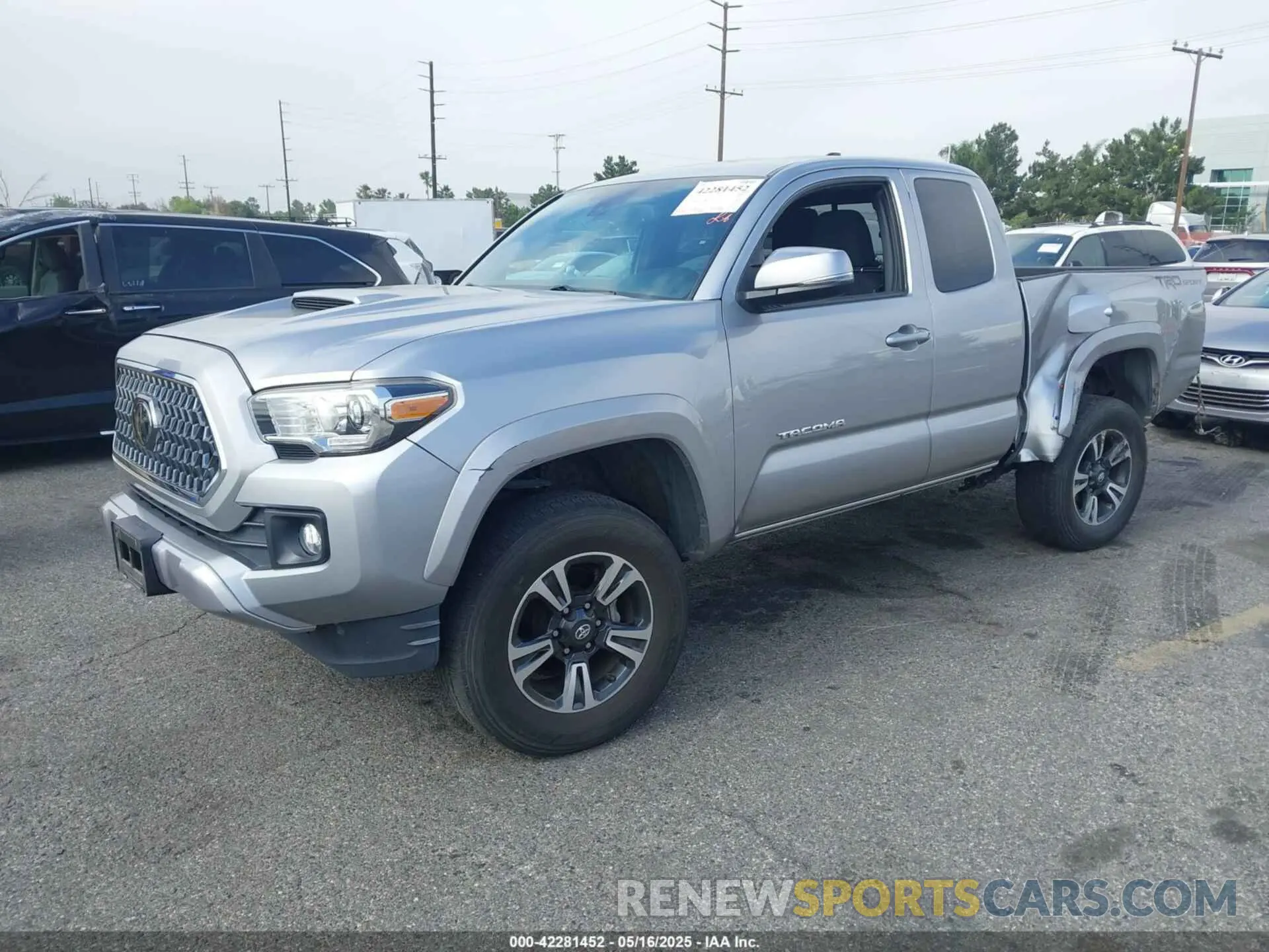 2 Фотография поврежденного автомобиля 5TFRZ5CN6KX083137 TOYOTA TACOMA 2019