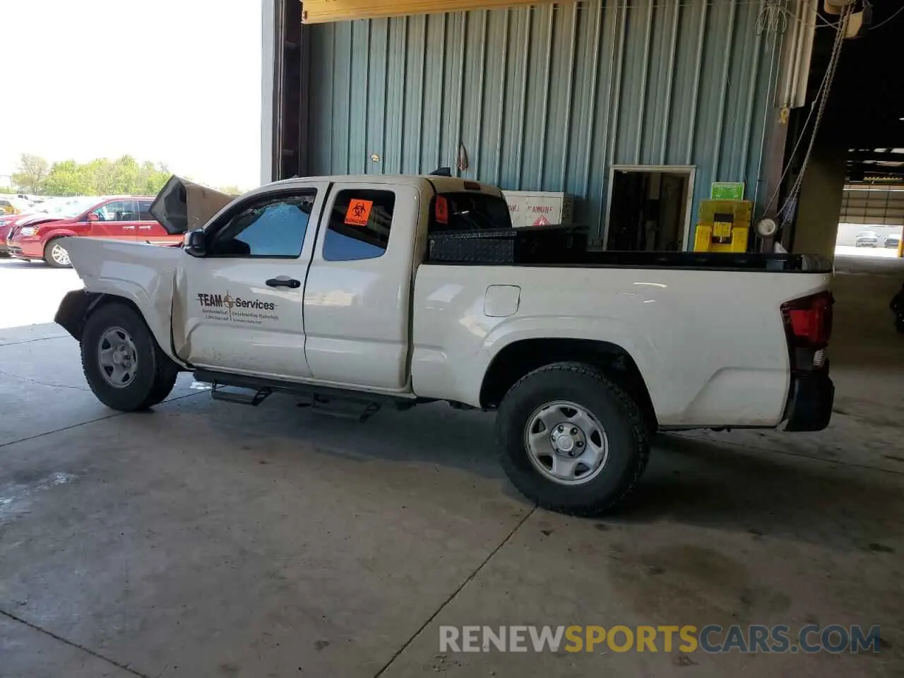 2 Photograph of a damaged car 5TFSX5EN0KX063759 TOYOTA TACOMA 2019