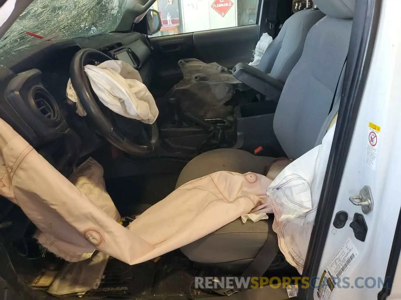 7 Photograph of a damaged car 5TFSX5EN0KX063759 TOYOTA TACOMA 2019