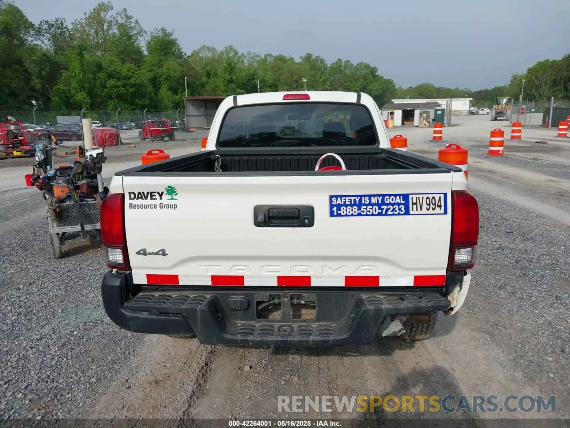 16 Photograph of a damaged car 5TFSX5EN1KX067514 TOYOTA TACOMA 2019