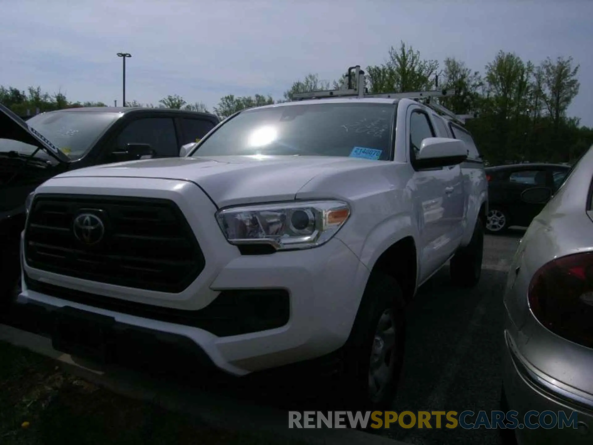 7 Photograph of a damaged car 5TFSX5EN3KX064100 TOYOTA TACOMA 2019
