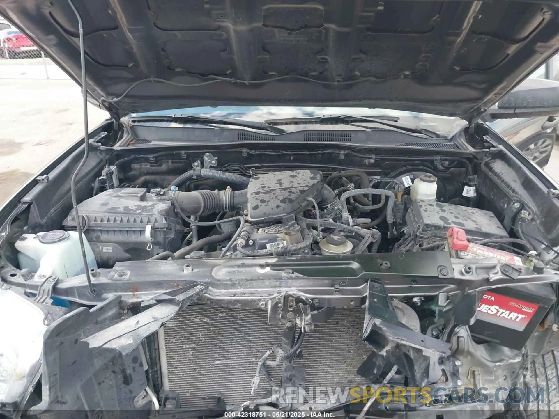 10 Photograph of a damaged car 5TFSX5EN4KX070181 TOYOTA TACOMA 2019