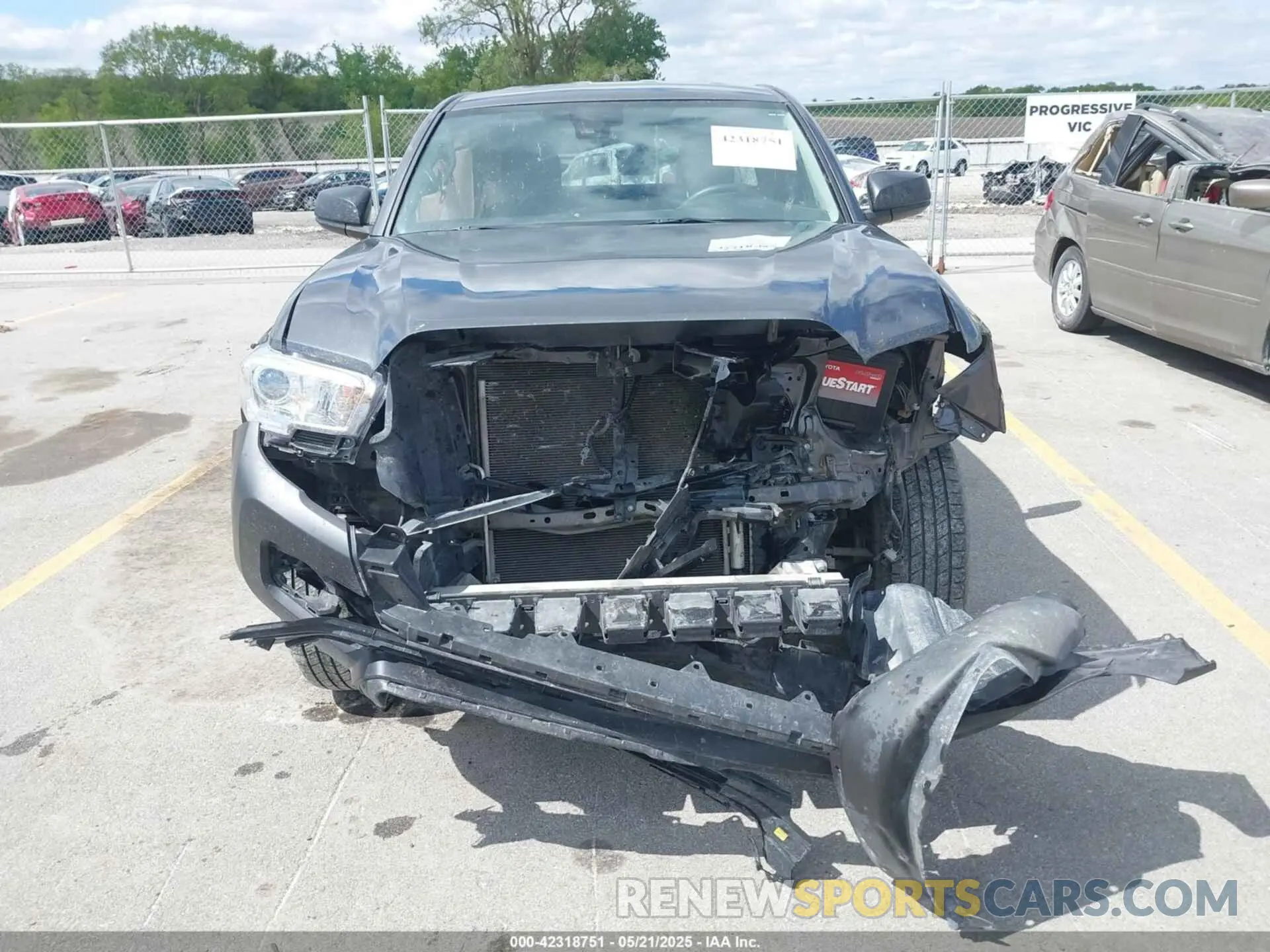 12 Photograph of a damaged car 5TFSX5EN4KX070181 TOYOTA TACOMA 2019