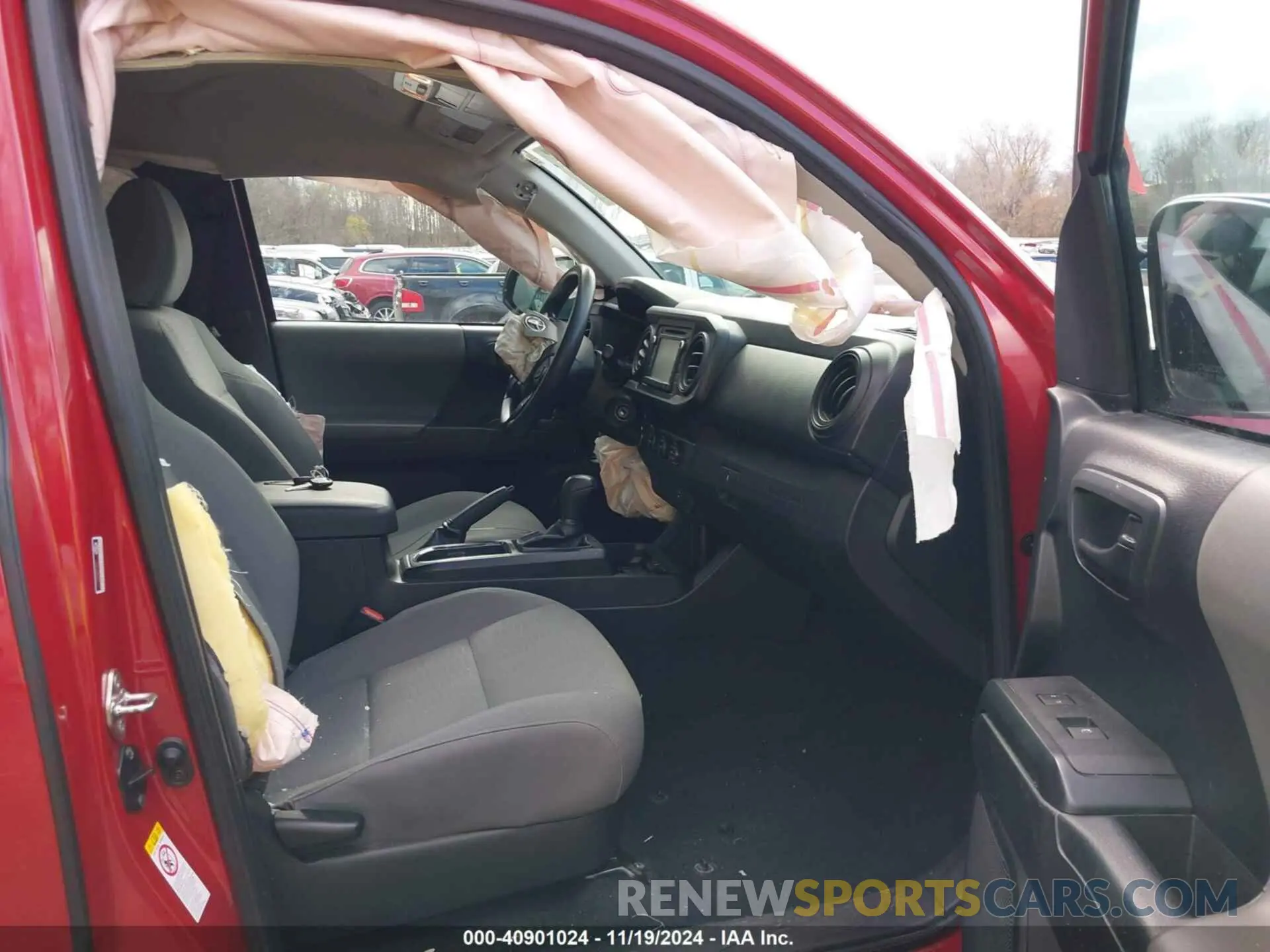 5 Photograph of a damaged car 5TFSX5ENXKX064059 TOYOTA TACOMA 2019