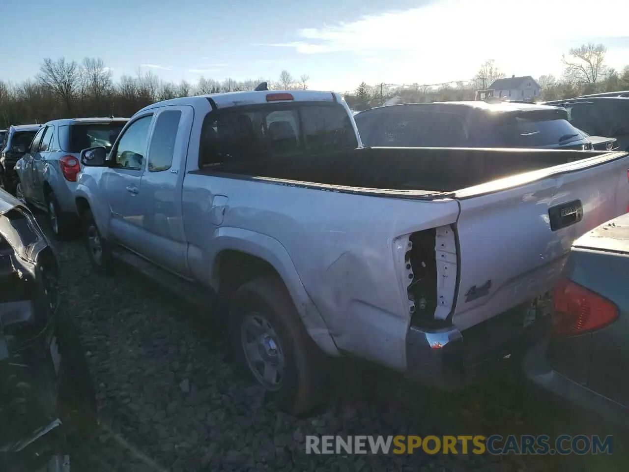 2 Photograph of a damaged car 5TFSZ5AN2KX206551 TOYOTA TACOMA 2019