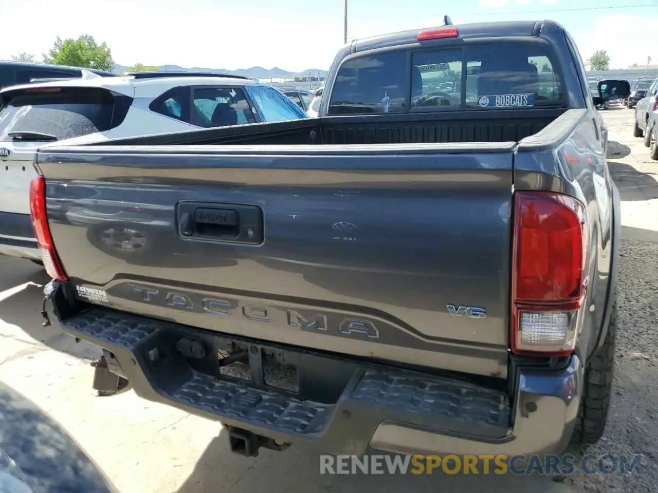 6 Фотография поврежденного автомобиля 5TFSZ5AN4KX179689 TOYOTA TACOMA 2019
