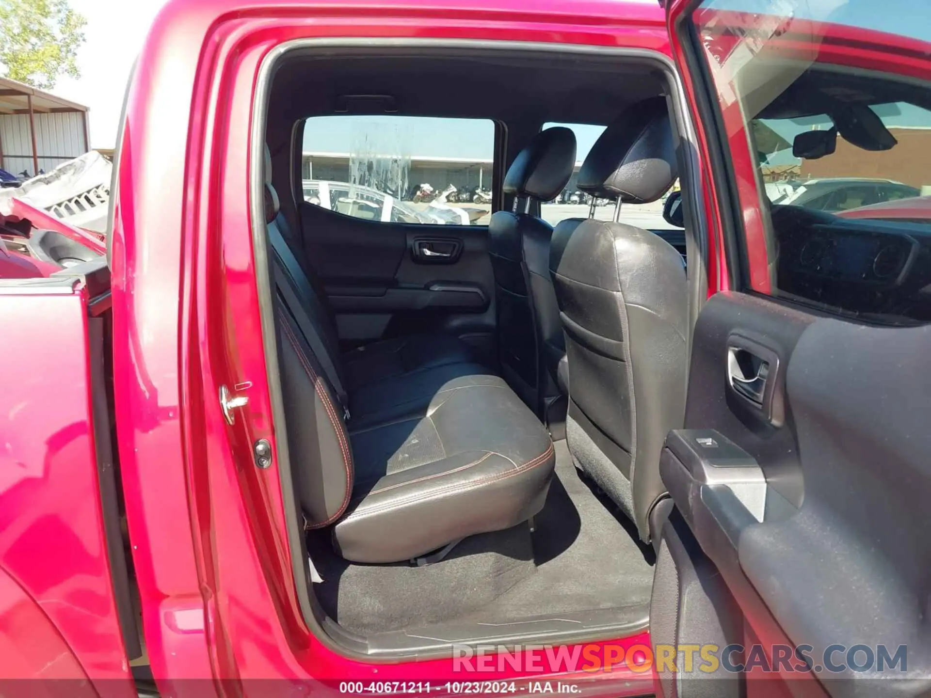 8 Фотография поврежденного автомобиля 3TMAZ5CN0LM123751 TOYOTA TACOMA 2020