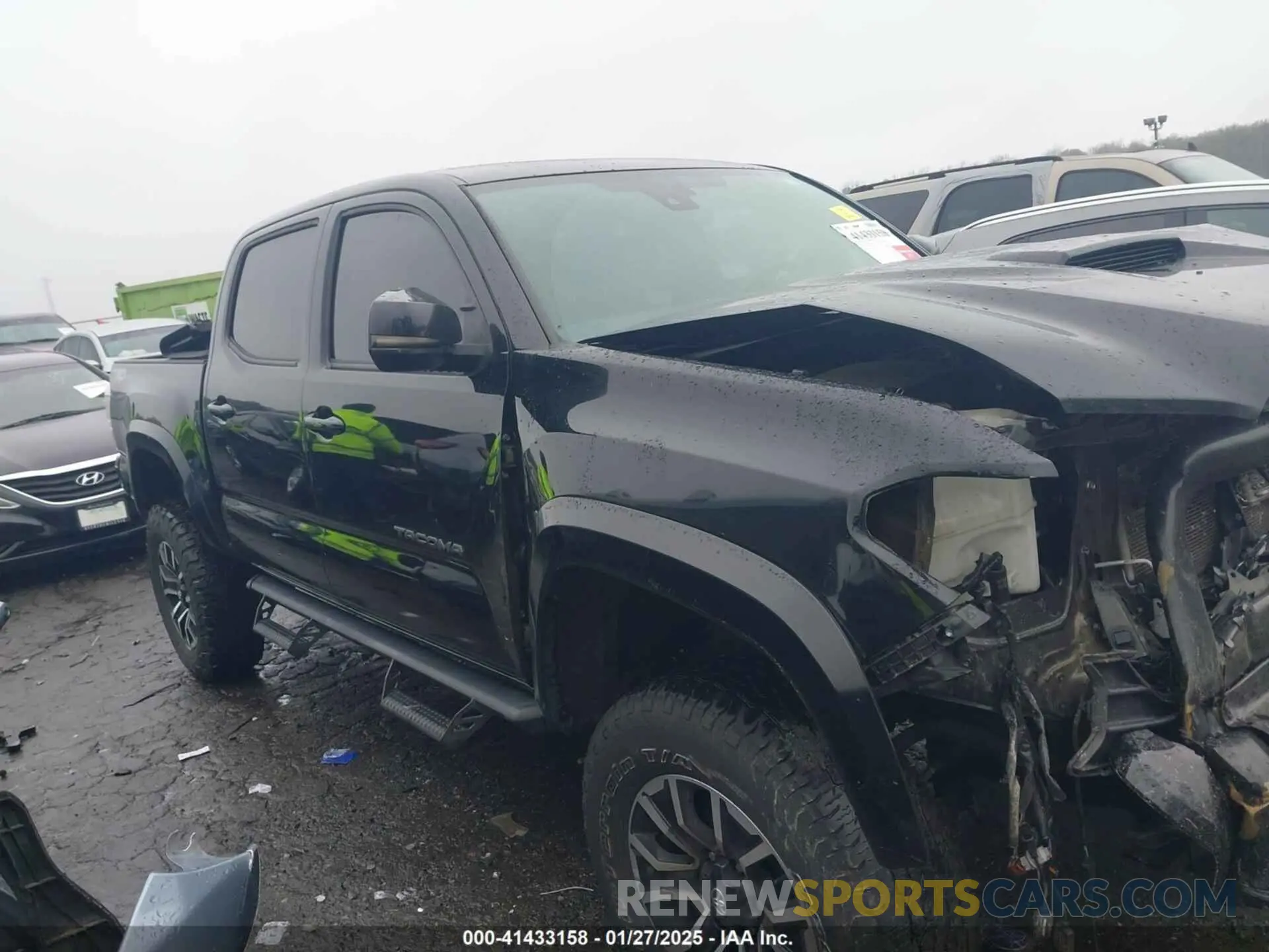 13 Photograph of a damaged car 3TMAZ5CN0LM129808 TOYOTA TACOMA 2020