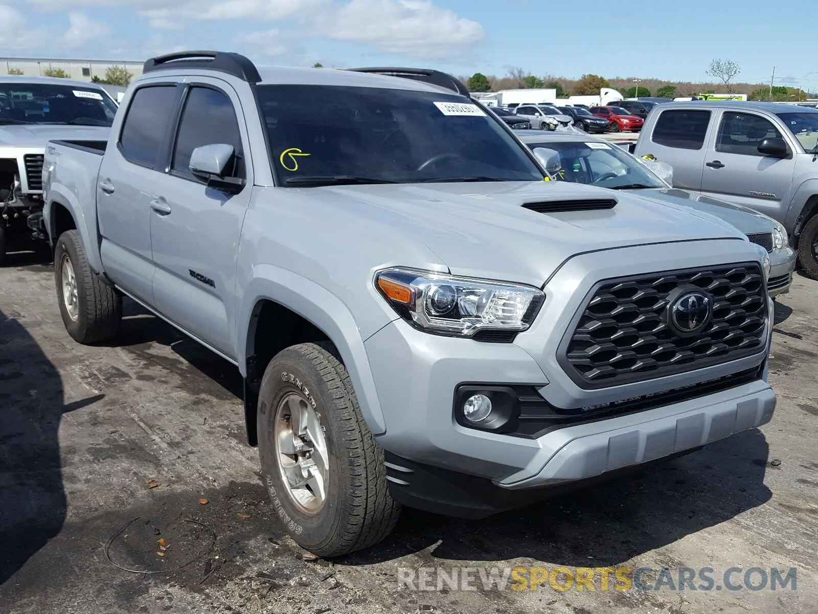 1 Photograph of a damaged car 3TMAZ5CN0LM130912 TOYOTA TACOMA 2020