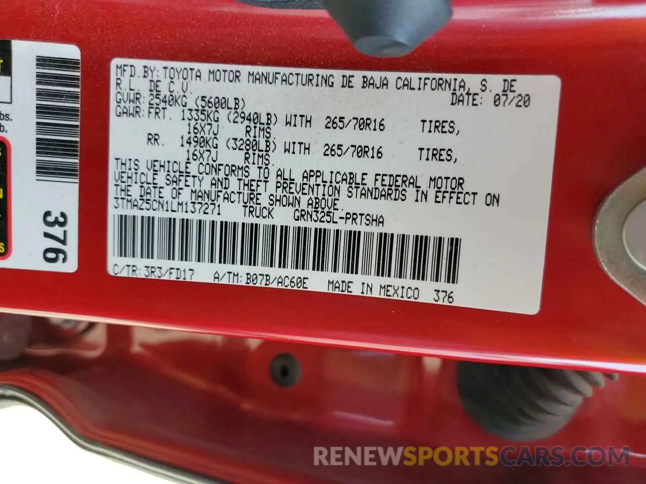 12 Photograph of a damaged car 3TMAZ5CN1LM137271 TOYOTA TACOMA 2020