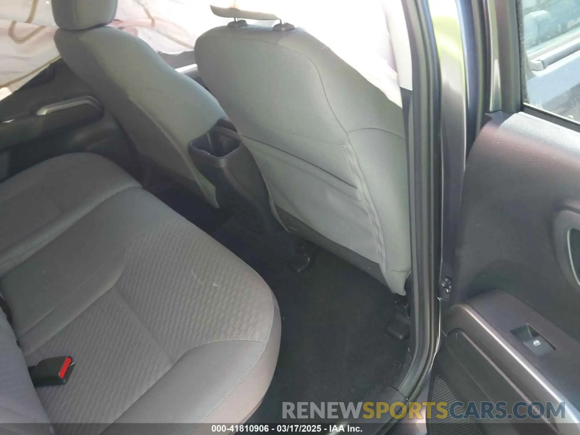 8 Фотография поврежденного автомобиля 3TMAZ5CN2LM116526 TOYOTA TACOMA 2020