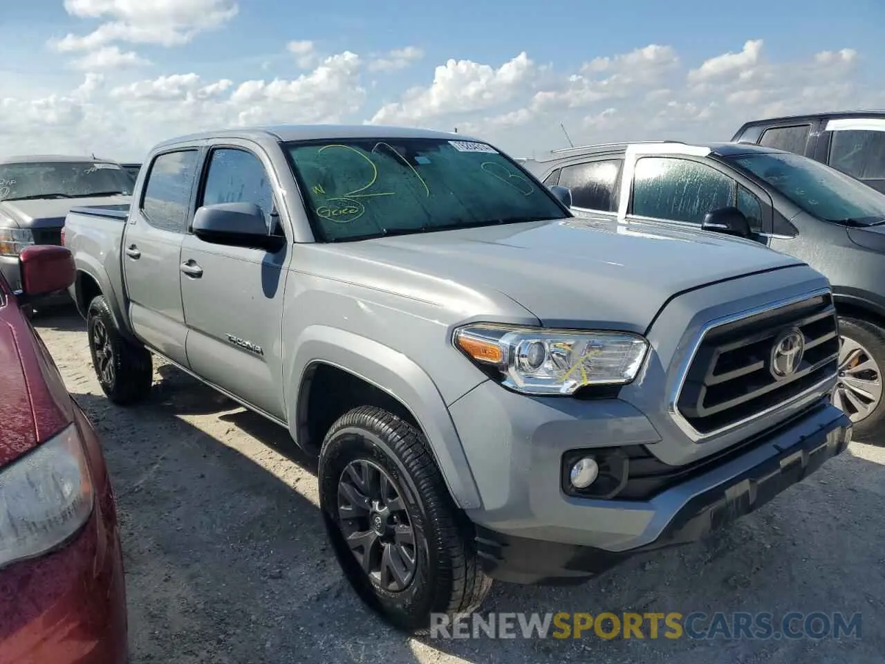 4 Photograph of a damaged car 3TMAZ5CN2LM131382 TOYOTA TACOMA 2020
