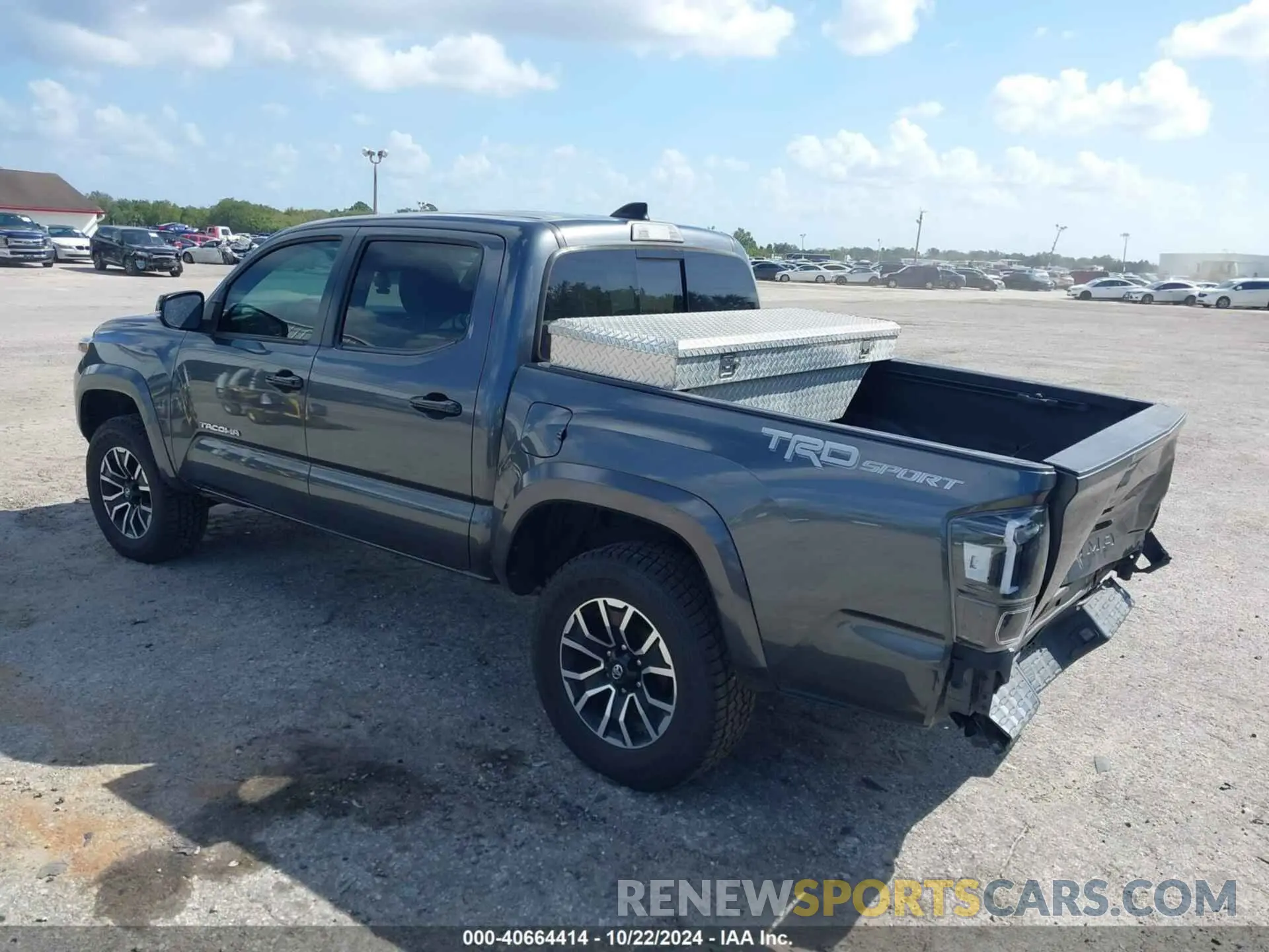 3 Photograph of a damaged car 3TMAZ5CN3LM138115 TOYOTA TACOMA 2020