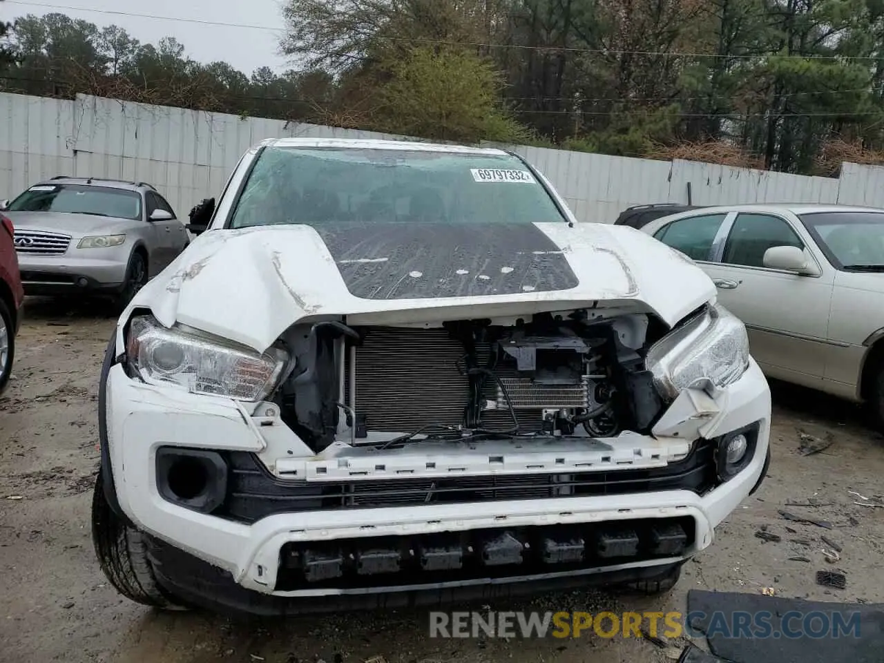 5 Photograph of a damaged car 3TMAZ5CN4LM116141 TOYOTA TACOMA 2020