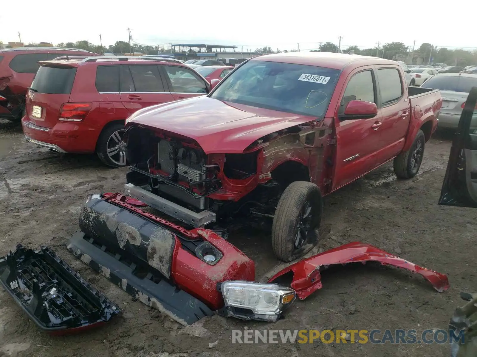 2 Photograph of a damaged car 3TMAZ5CN5LM118173 TOYOTA TACOMA 2020