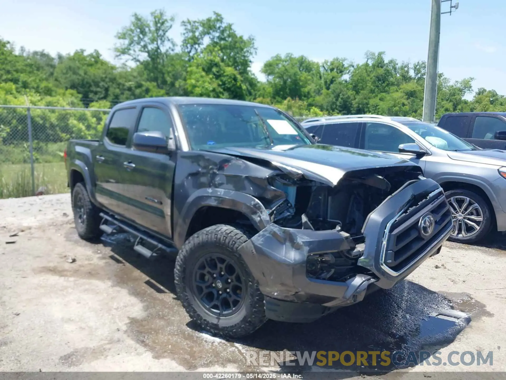 1 Фотография поврежденного автомобиля 3TMAZ5CN5LM118447 TOYOTA TACOMA 2020
