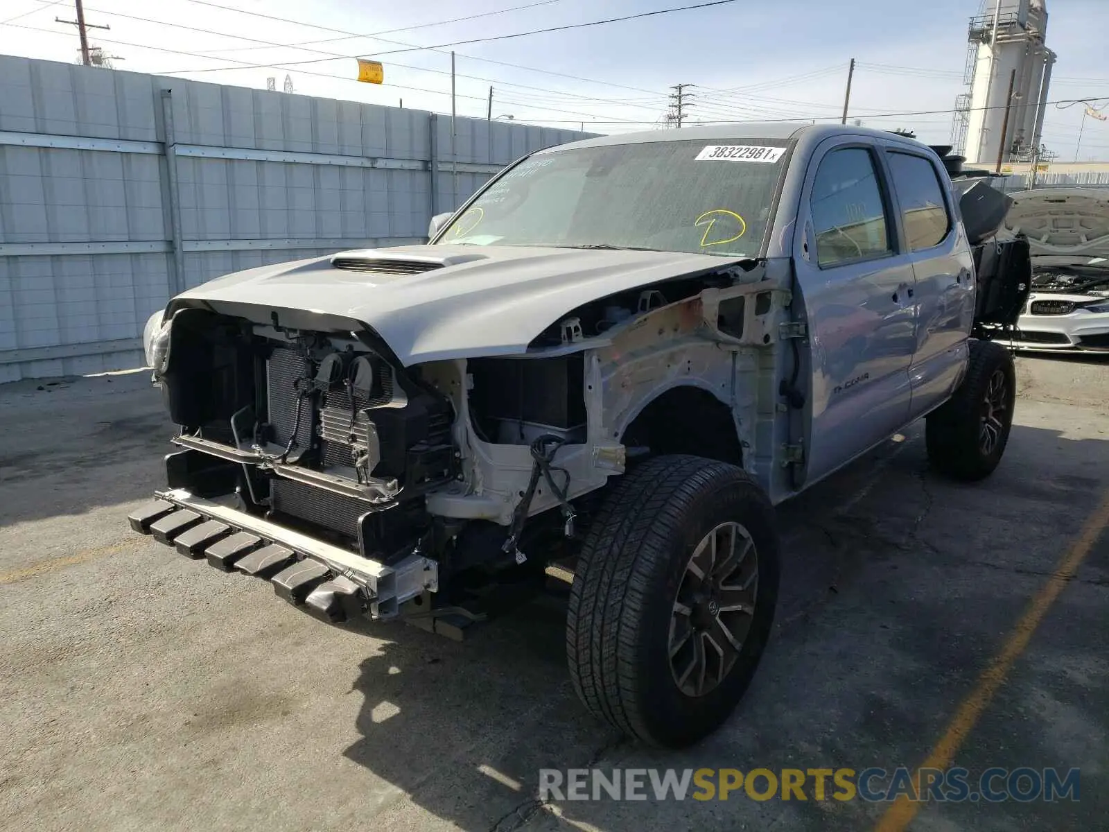 2 Photograph of a damaged car 3TMAZ5CN5LM128640 TOYOTA TACOMA 2020
