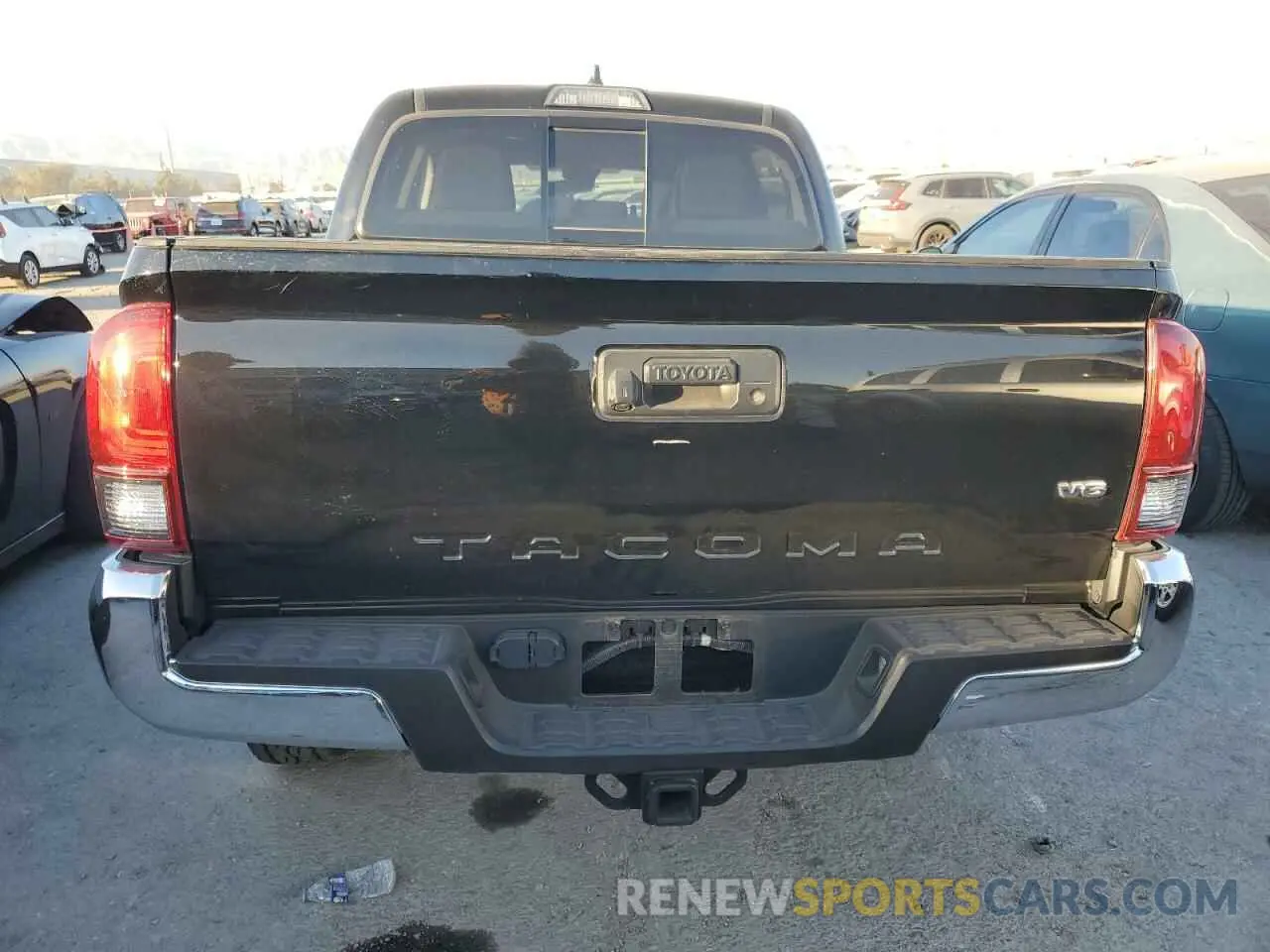 6 Photograph of a damaged car 3TMAZ5CN6LM122748 TOYOTA TACOMA 2020