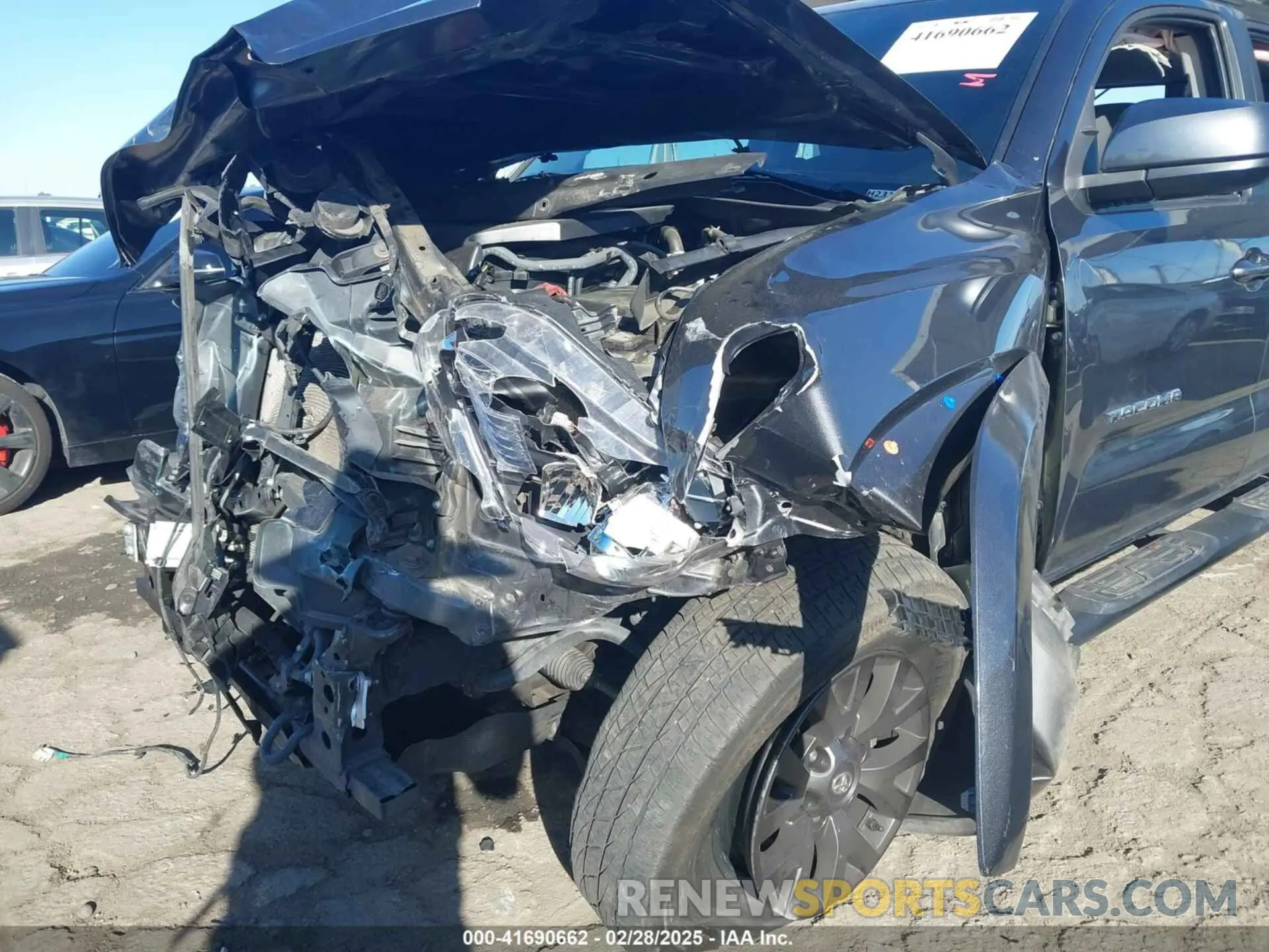 17 Photograph of a damaged car 3TMAZ5CN6LM139744 TOYOTA TACOMA 2020