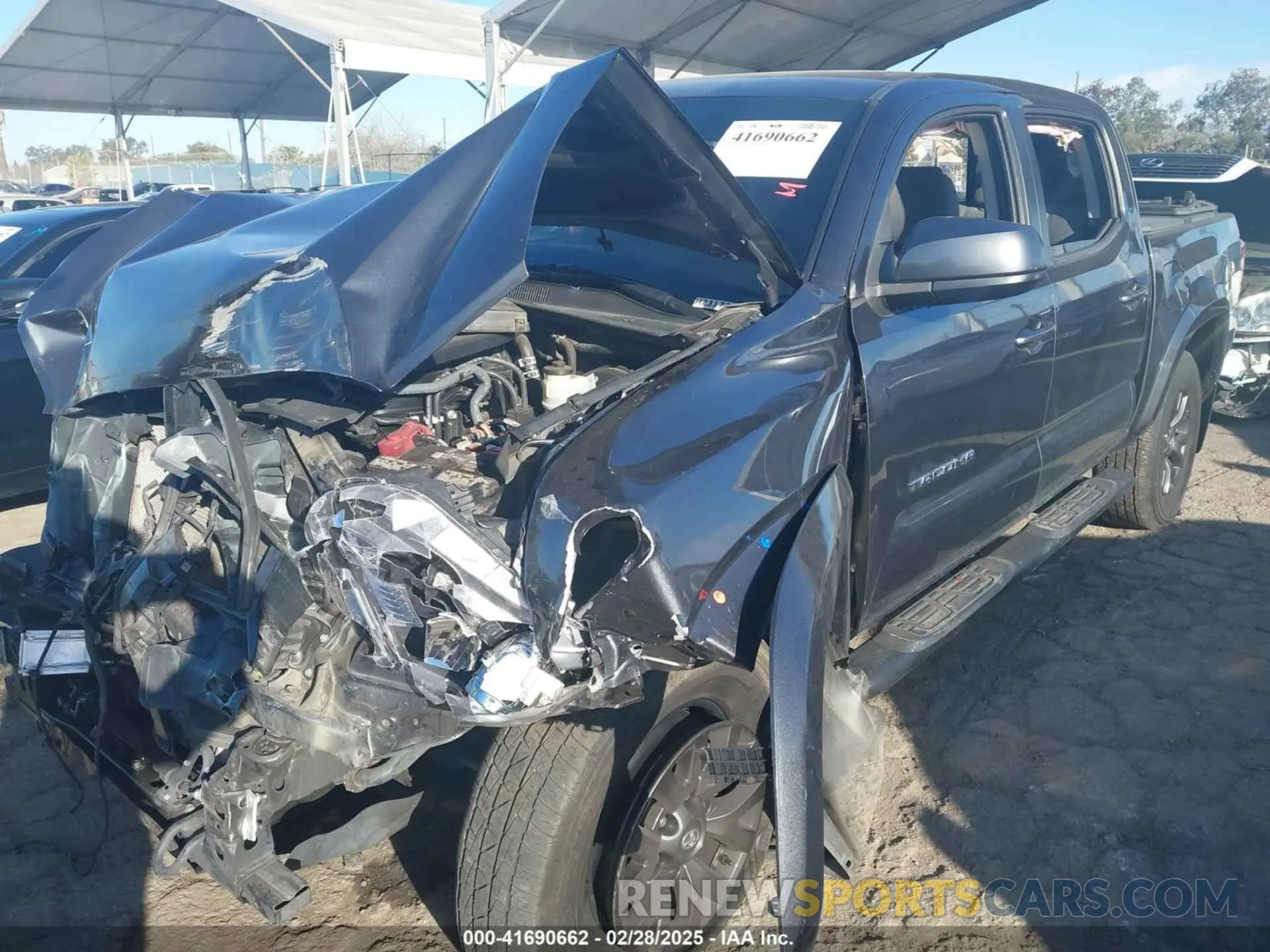 2 Photograph of a damaged car 3TMAZ5CN6LM139744 TOYOTA TACOMA 2020