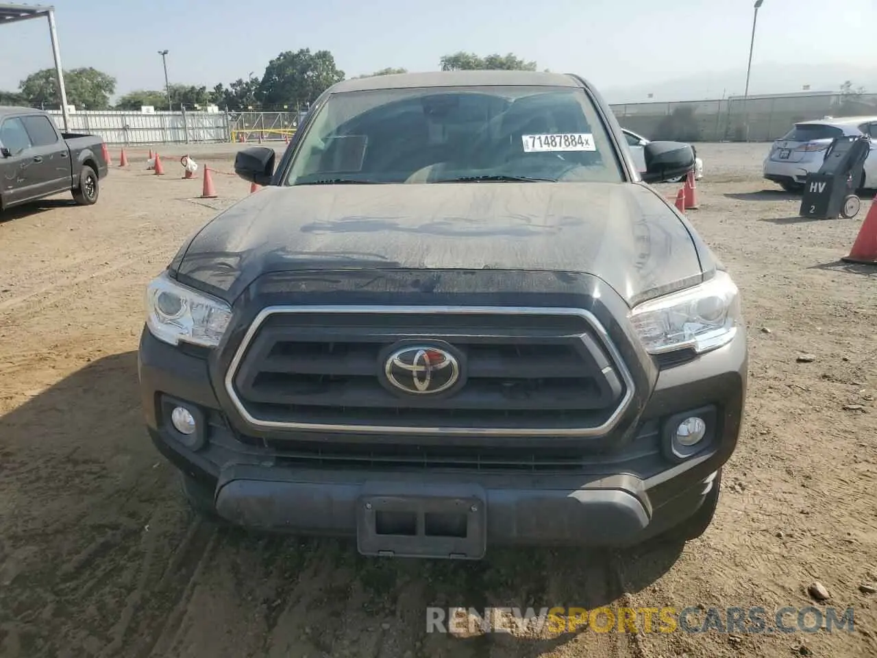 5 Photograph of a damaged car 3TMAZ5CN7LM129837 TOYOTA TACOMA 2020