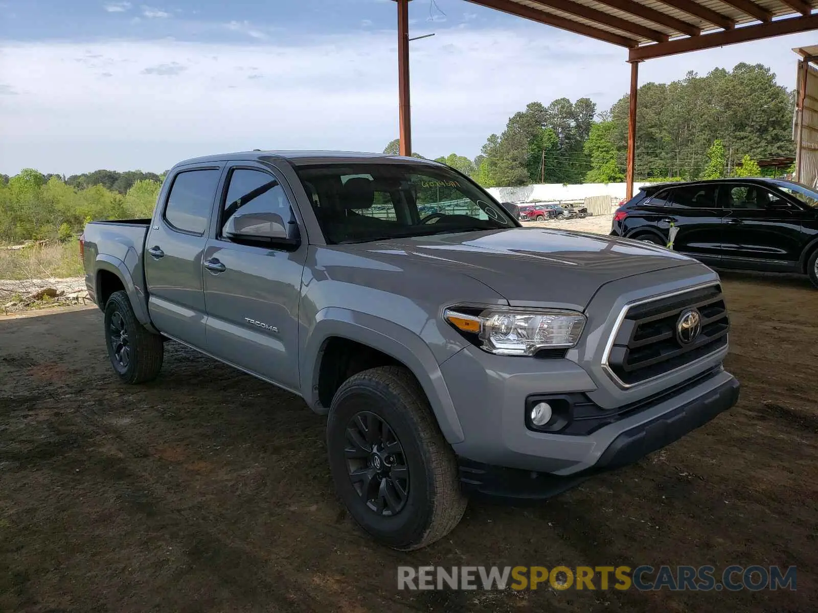 1 Photograph of a damaged car 3TMAZ5CN7LM134293 TOYOTA TACOMA 2020