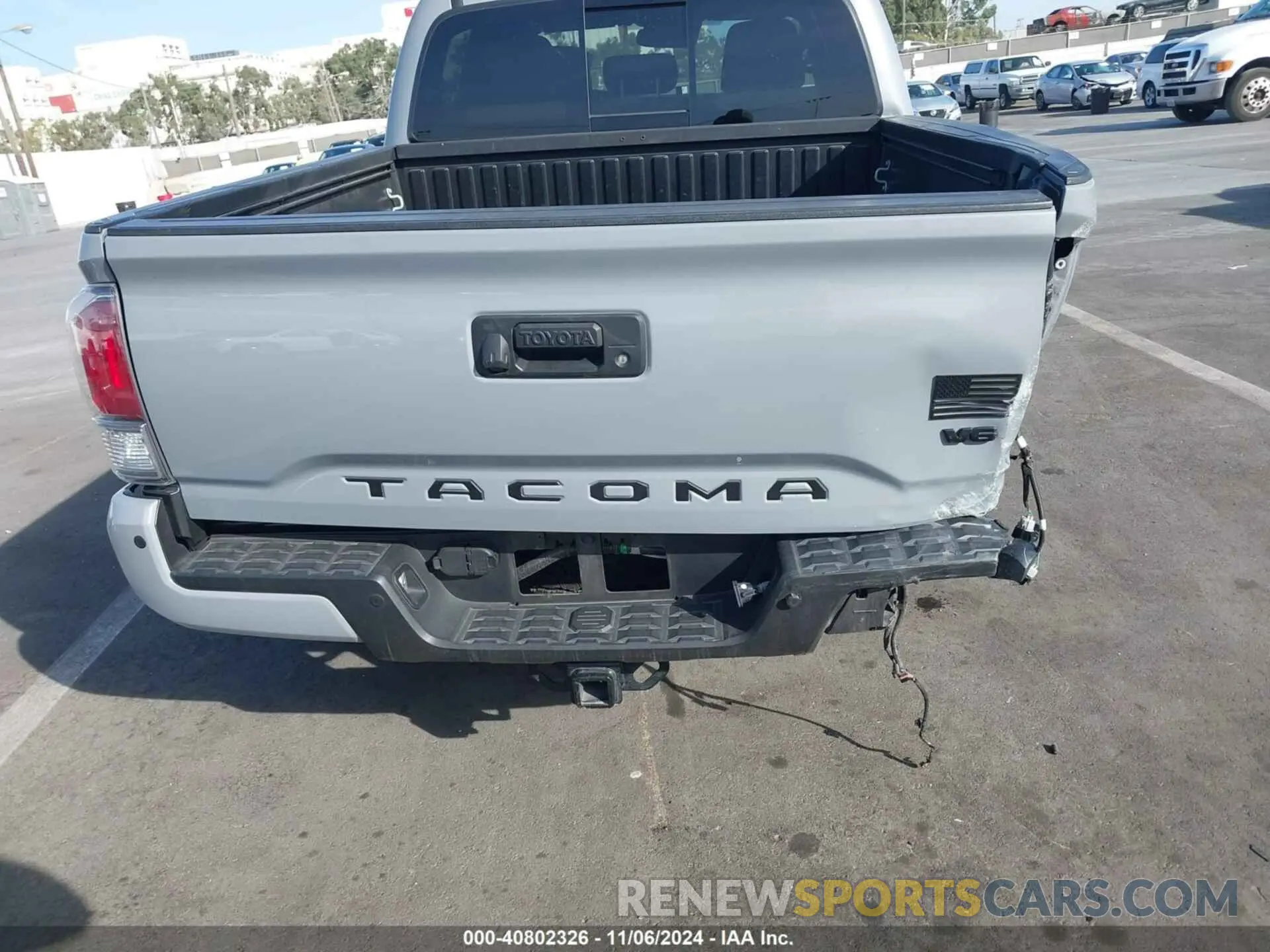 16 Photograph of a damaged car 3TMAZ5CN7LM139686 TOYOTA TACOMA 2020