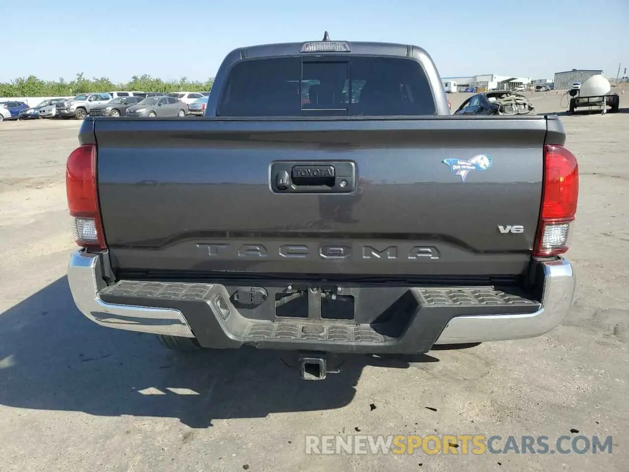 6 Photograph of a damaged car 3TMAZ5CN8LM126431 TOYOTA TACOMA 2020