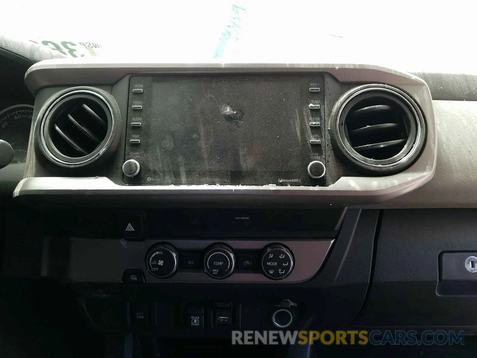 9 Photograph of a damaged car 3TMAZ5CN8LM127739 TOYOTA TACOMA 2020