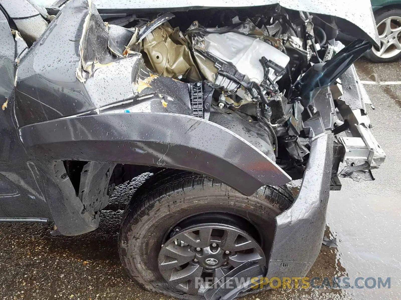 9 Photograph of a damaged car 3TMAZ5CN9LM115650 TOYOTA TACOMA 2020