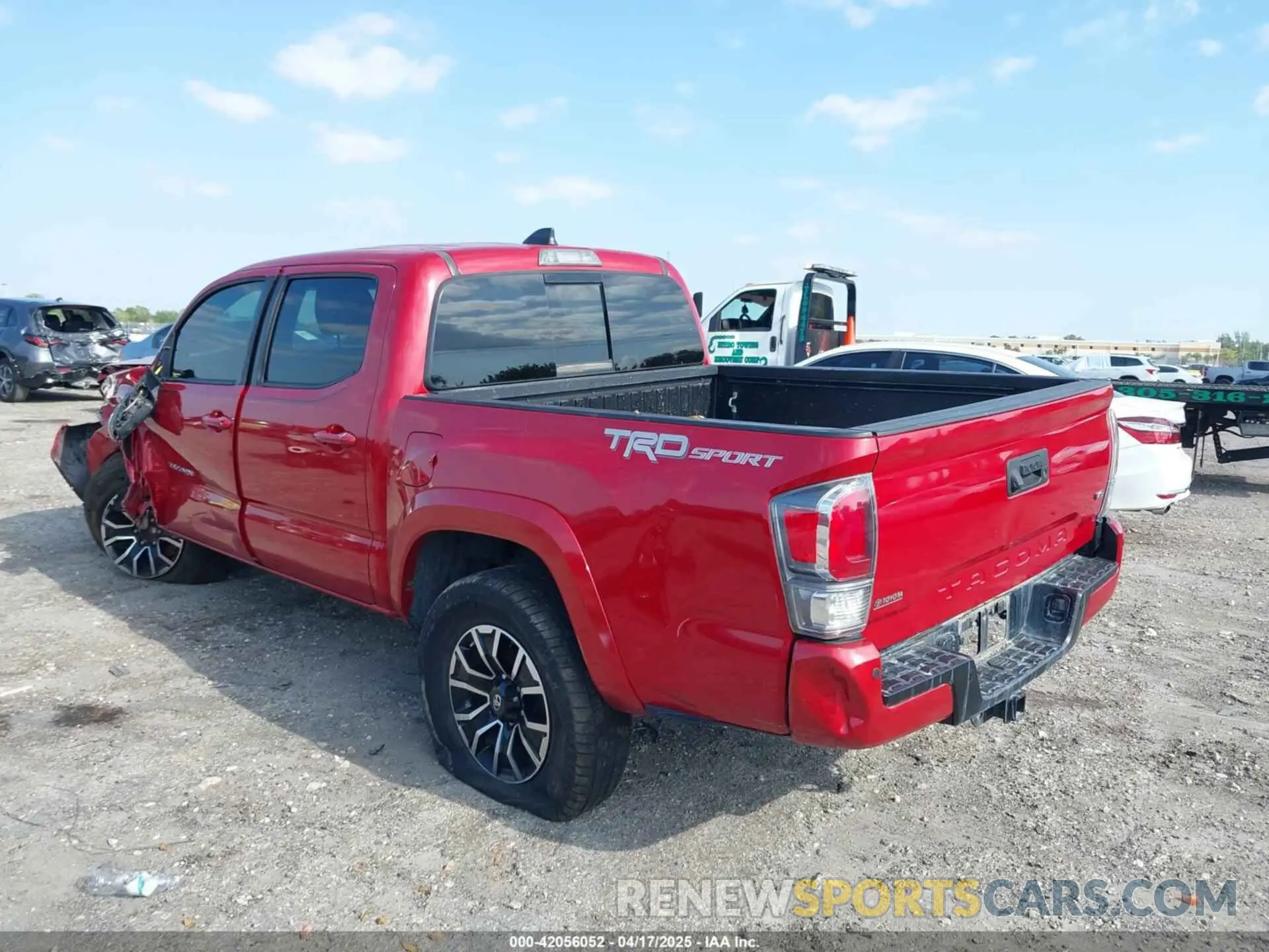 3 Фотография поврежденного автомобиля 3TMAZ5CN9LM120752 TOYOTA TACOMA 2020