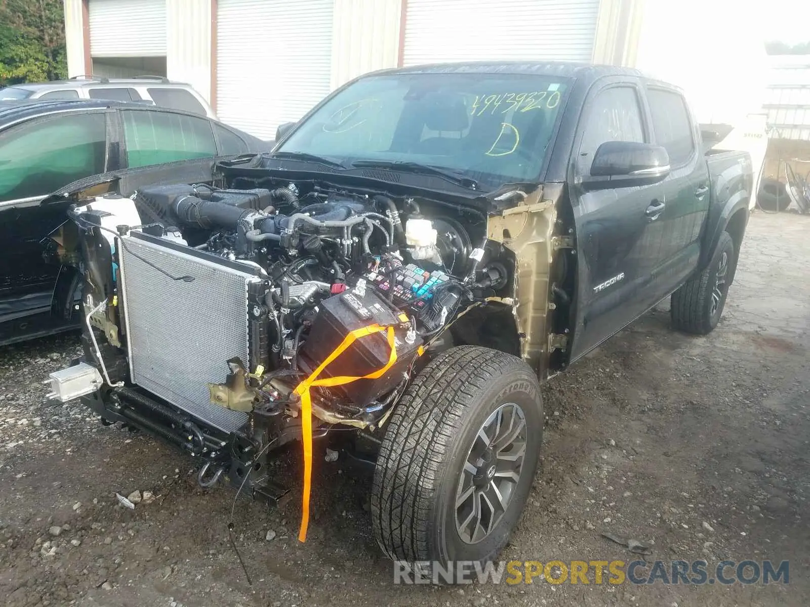 2 Photograph of a damaged car 3TMAZ5CNXLM129315 TOYOTA TACOMA 2020