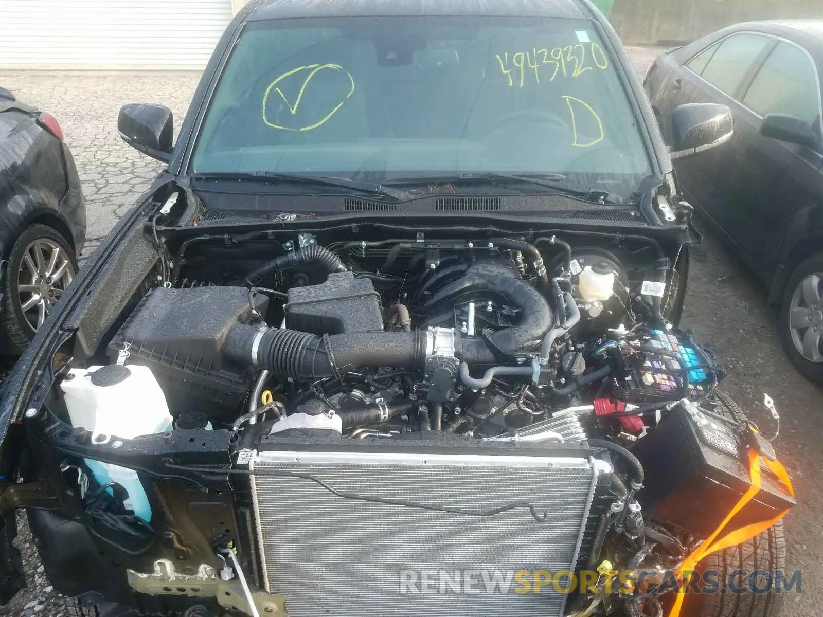 7 Photograph of a damaged car 3TMAZ5CNXLM129315 TOYOTA TACOMA 2020