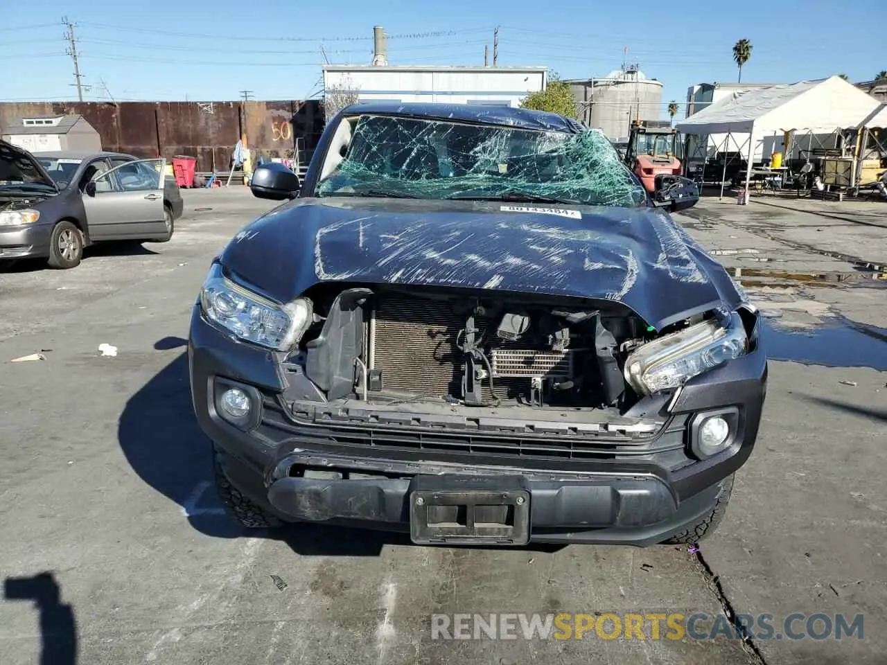 5 Photograph of a damaged car 3TMAZ5CNXLM130738 TOYOTA TACOMA 2020