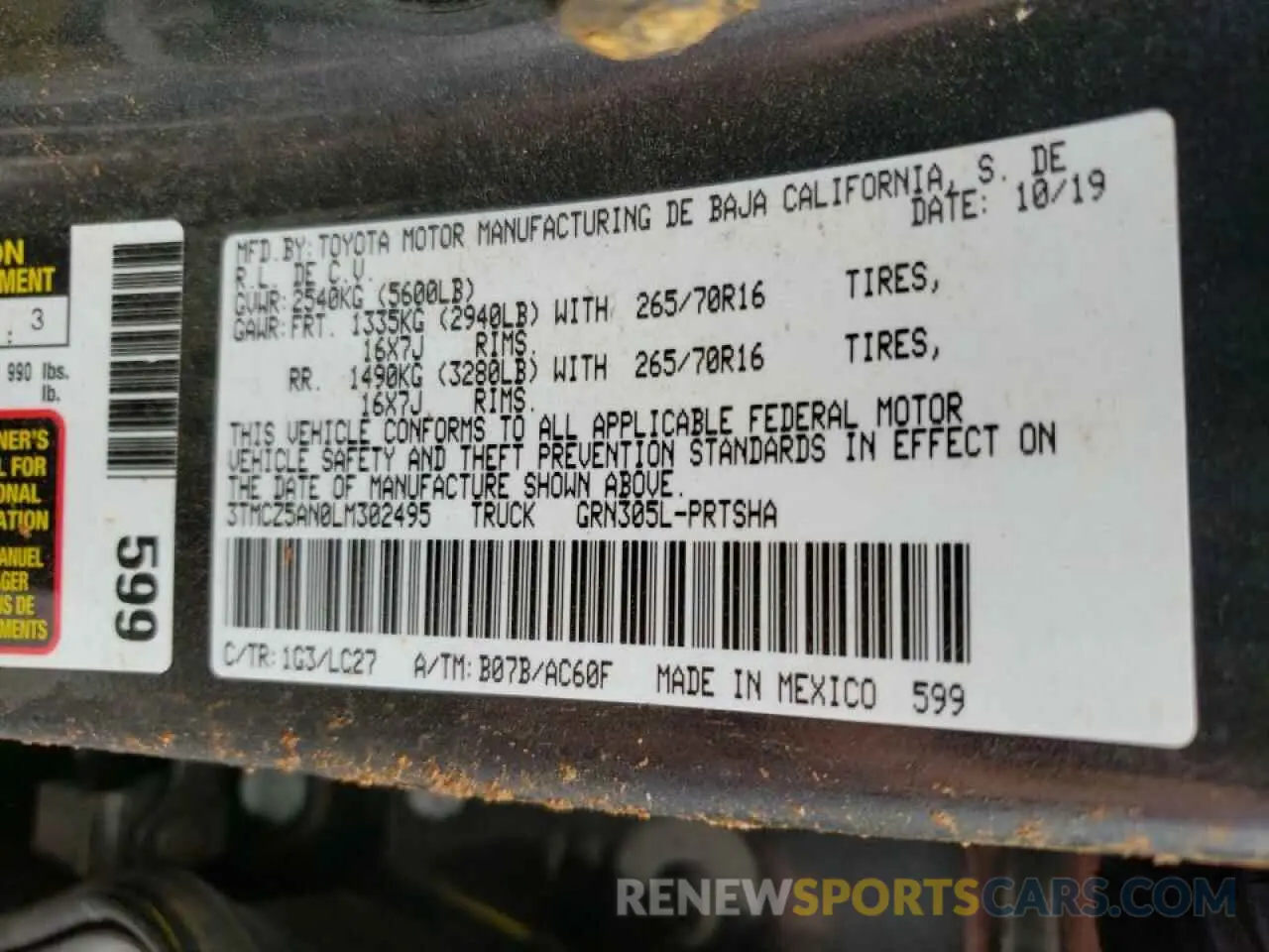 10 Photograph of a damaged car 3TMCZ5AN0LM302495 TOYOTA TACOMA 2020