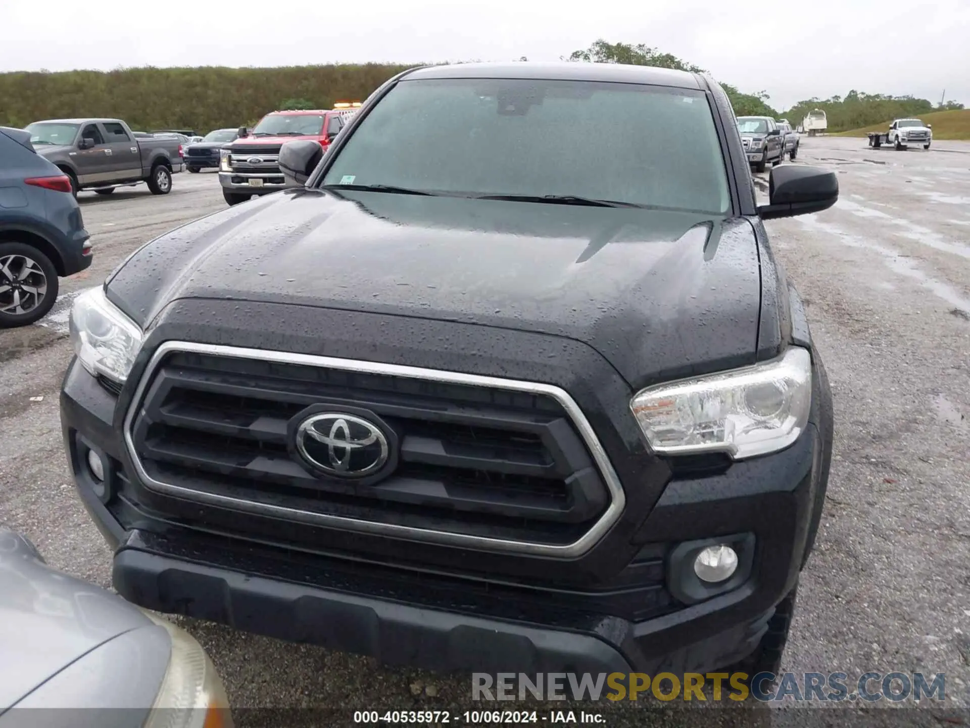 12 Photograph of a damaged car 3TMCZ5AN0LM306675 TOYOTA TACOMA 2020