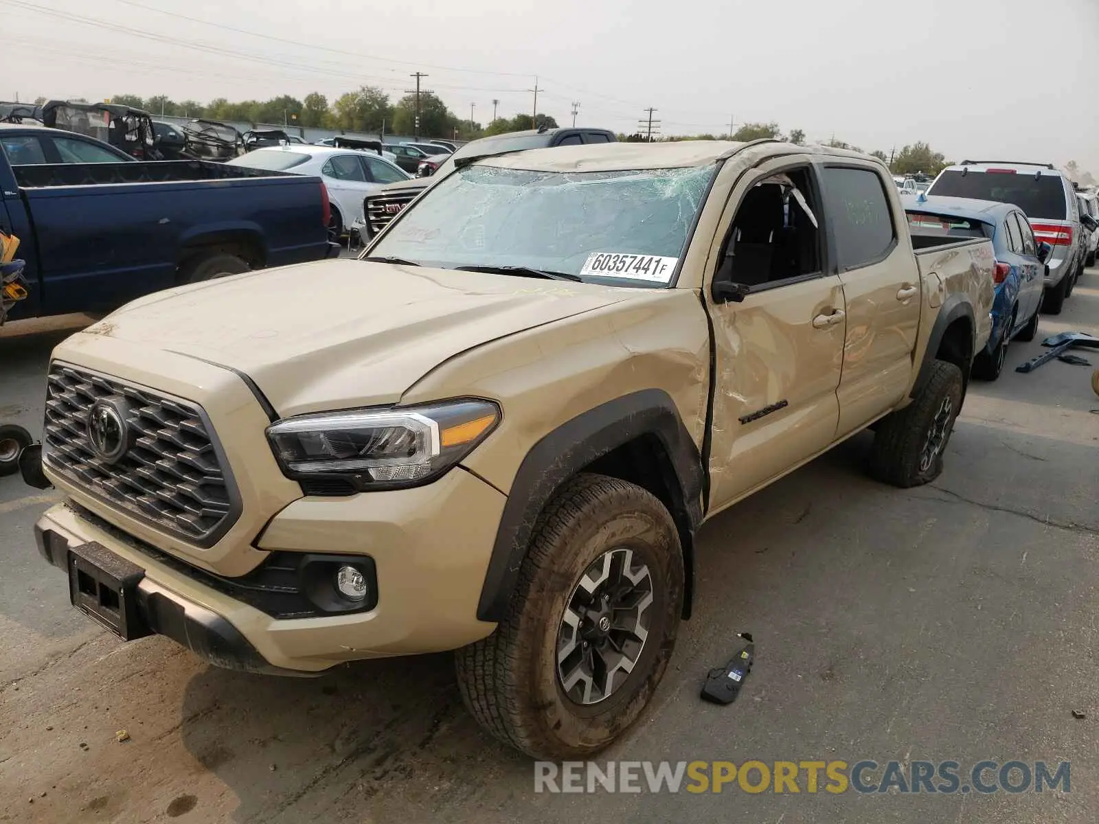 2 Photograph of a damaged car 3TMCZ5AN0LM314713 TOYOTA TACOMA 2020