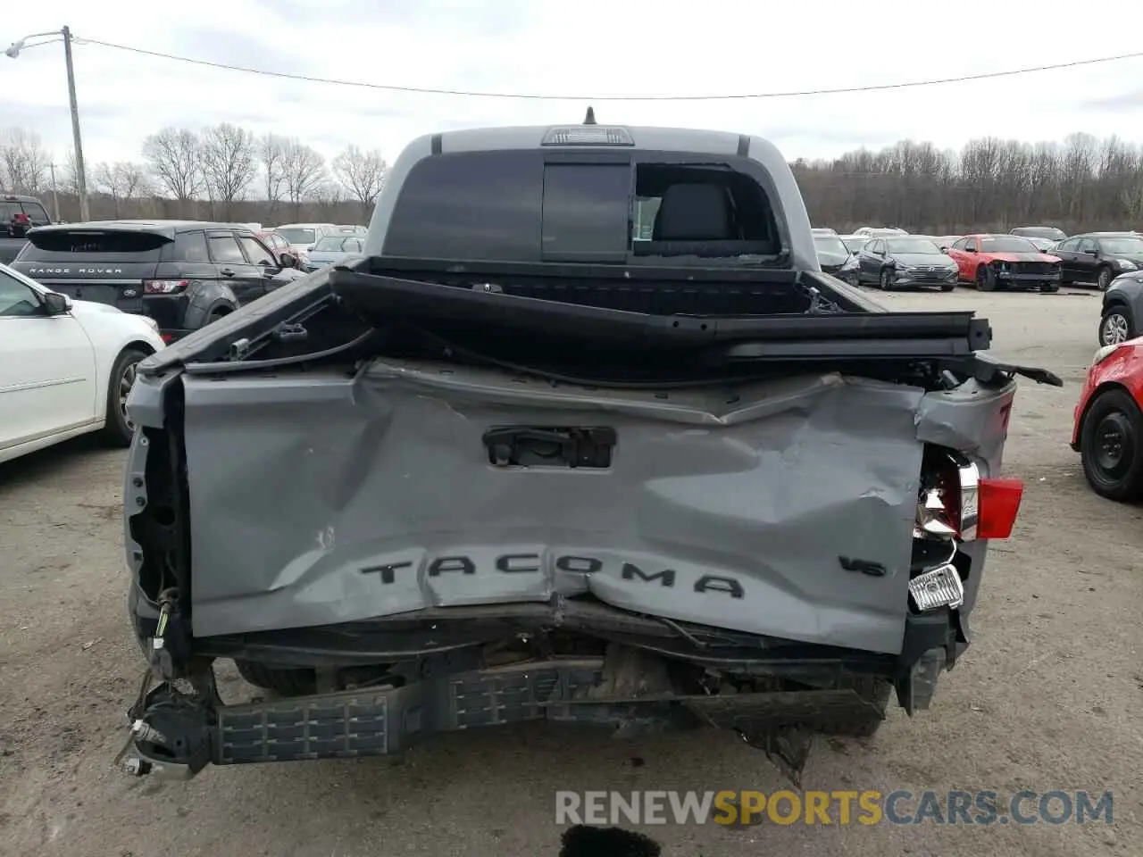 6 Photograph of a damaged car 3TMCZ5AN0LM325114 TOYOTA TACOMA 2020
