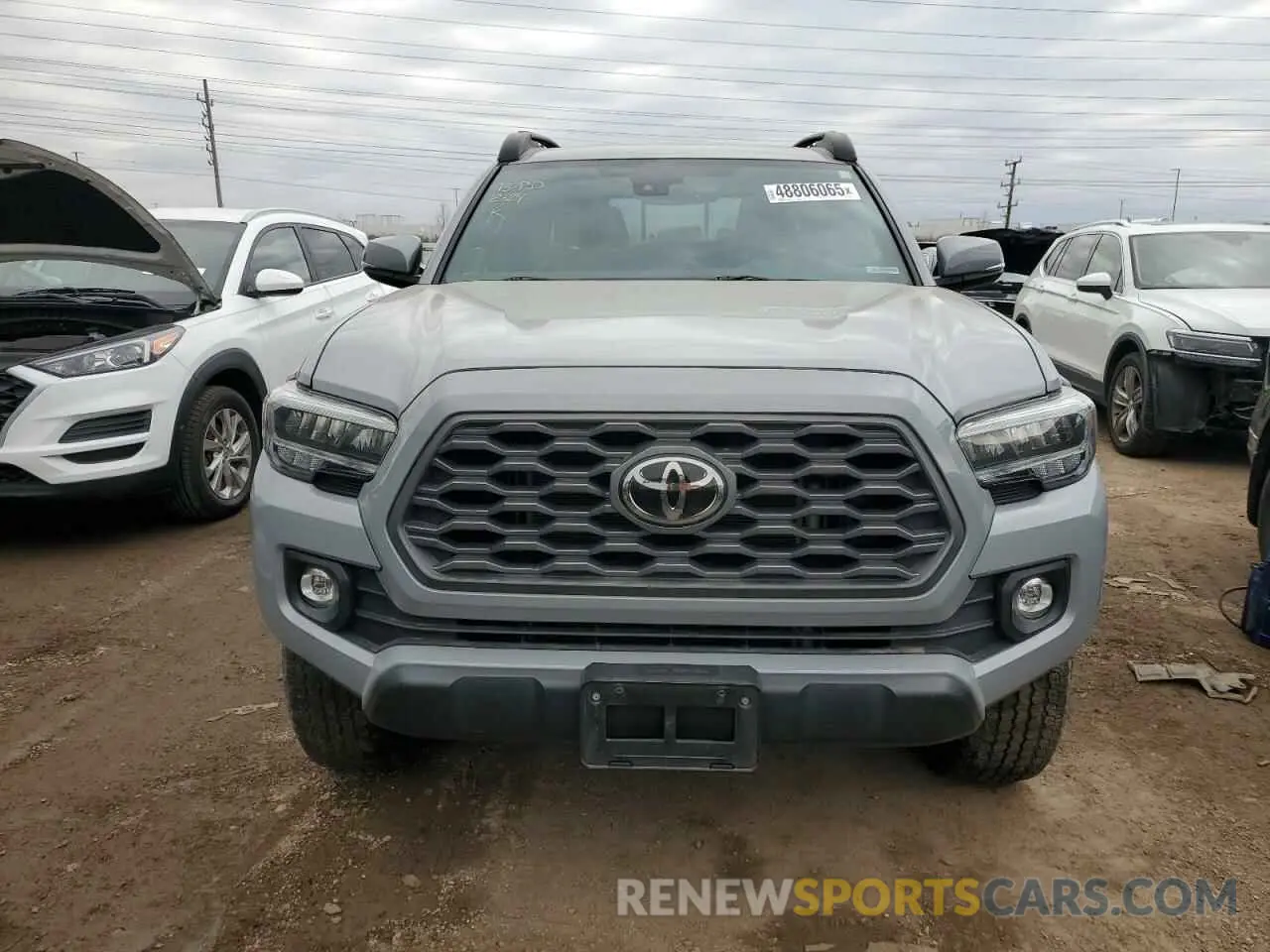 5 Photograph of a damaged car 3TMCZ5AN0LM344262 TOYOTA TACOMA 2020