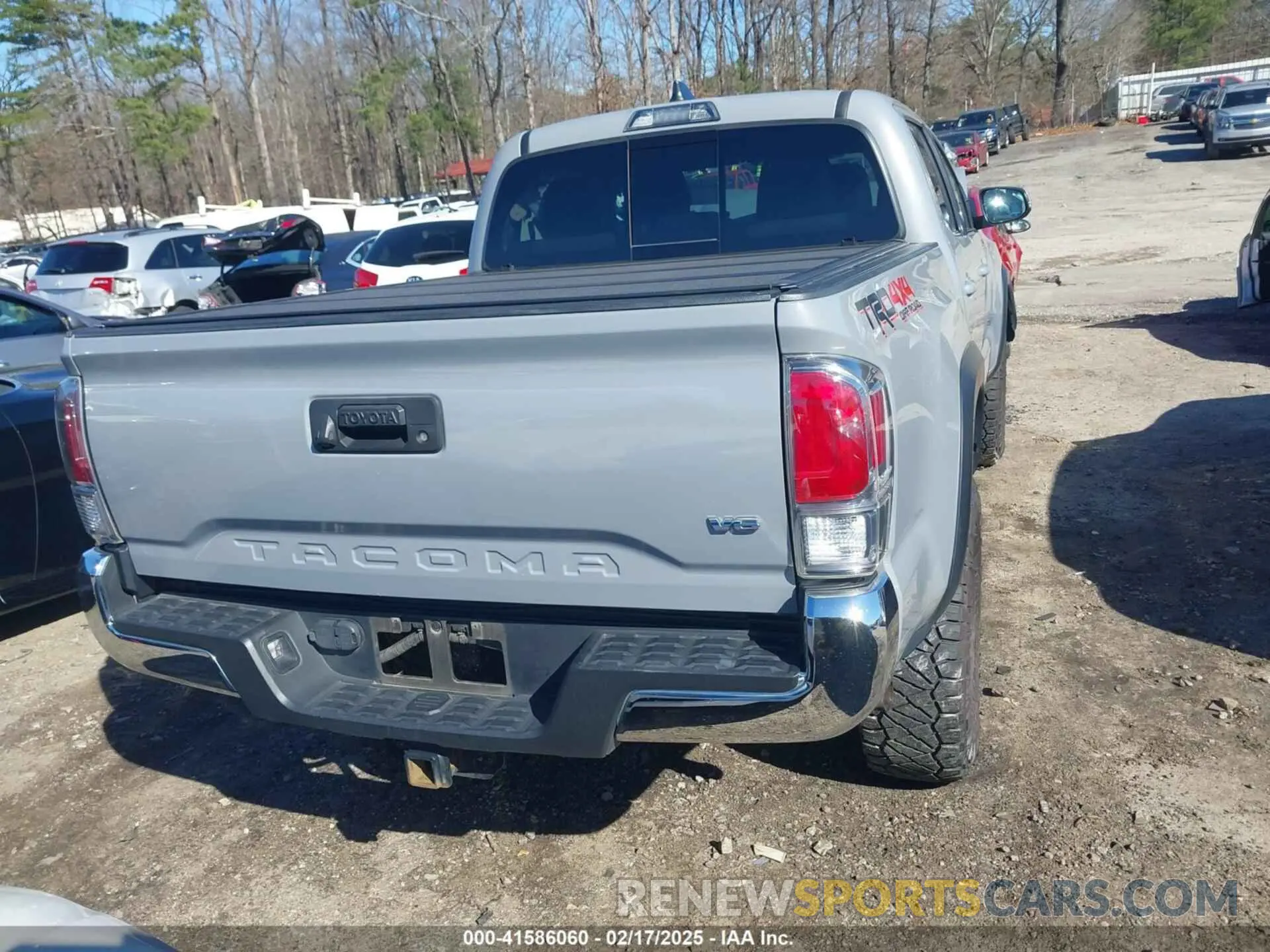 16 Фотография поврежденного автомобиля 3TMCZ5AN0LM345184 TOYOTA TACOMA 2020