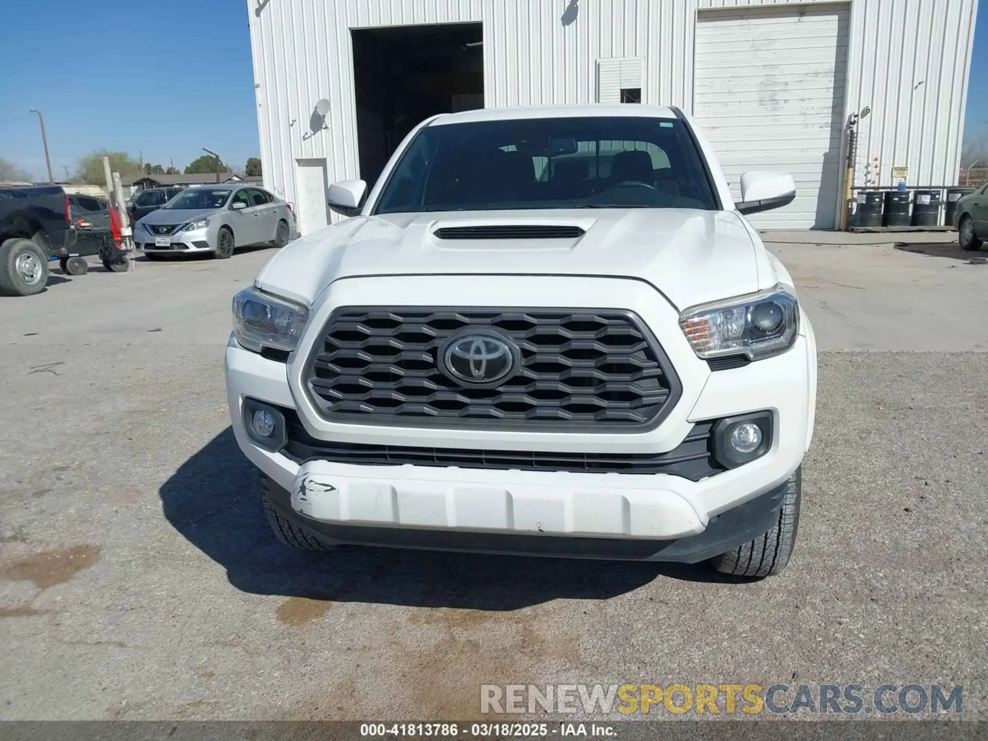 12 Фотография поврежденного автомобиля 3TMCZ5AN0LM350742 TOYOTA TACOMA 2020