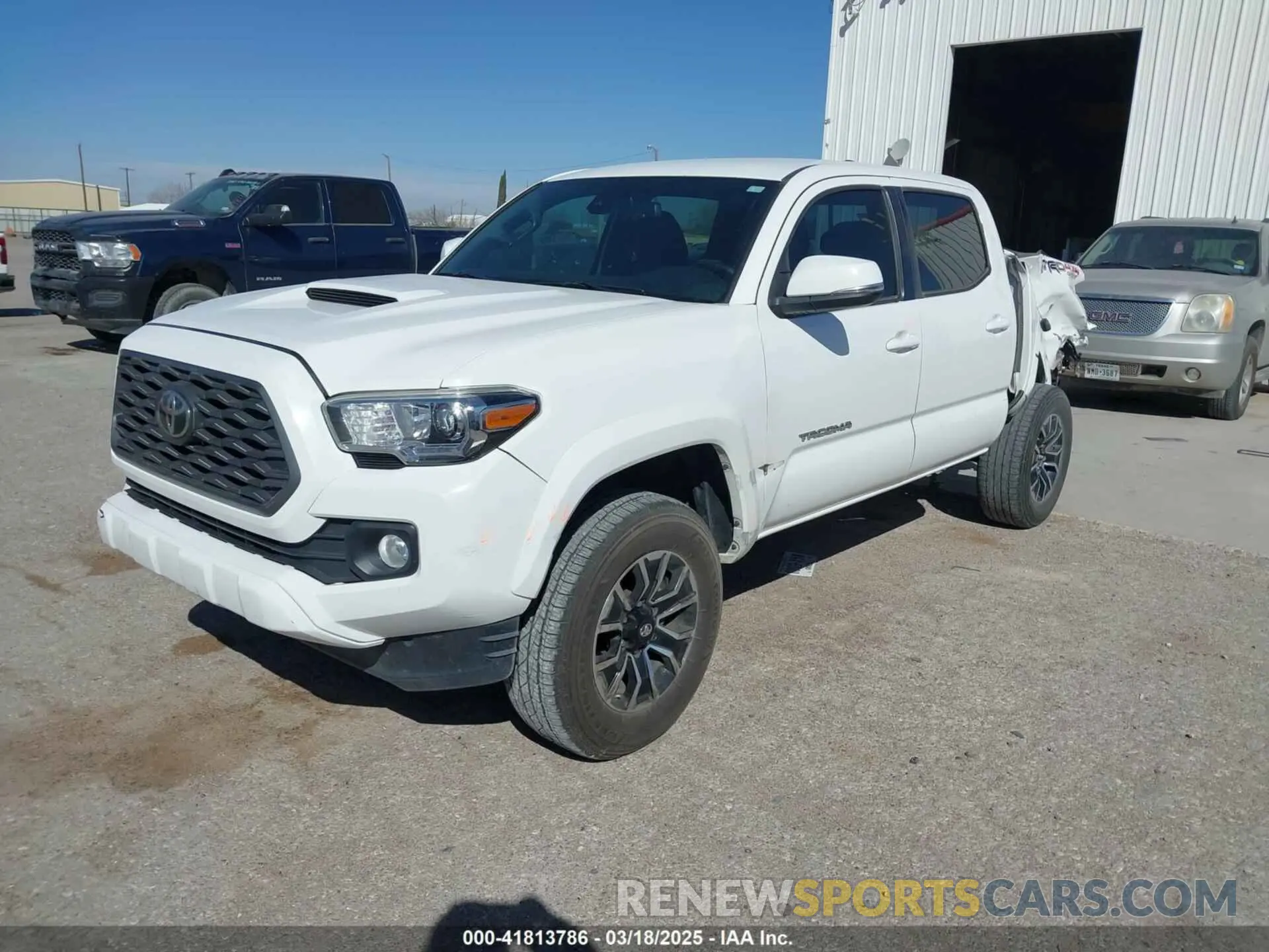 2 Фотография поврежденного автомобиля 3TMCZ5AN0LM350742 TOYOTA TACOMA 2020