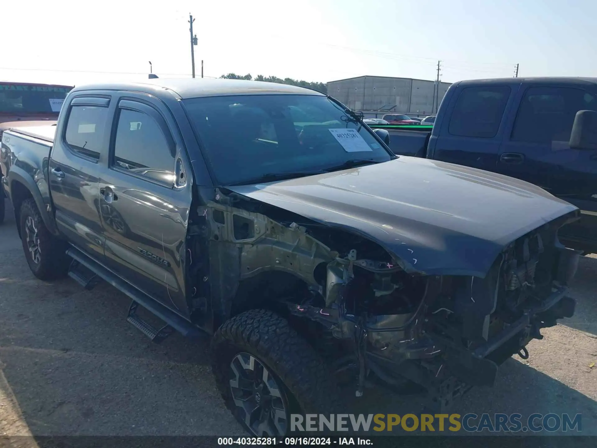 1 Photograph of a damaged car 3TMCZ5AN1LM291829 TOYOTA TACOMA 2020