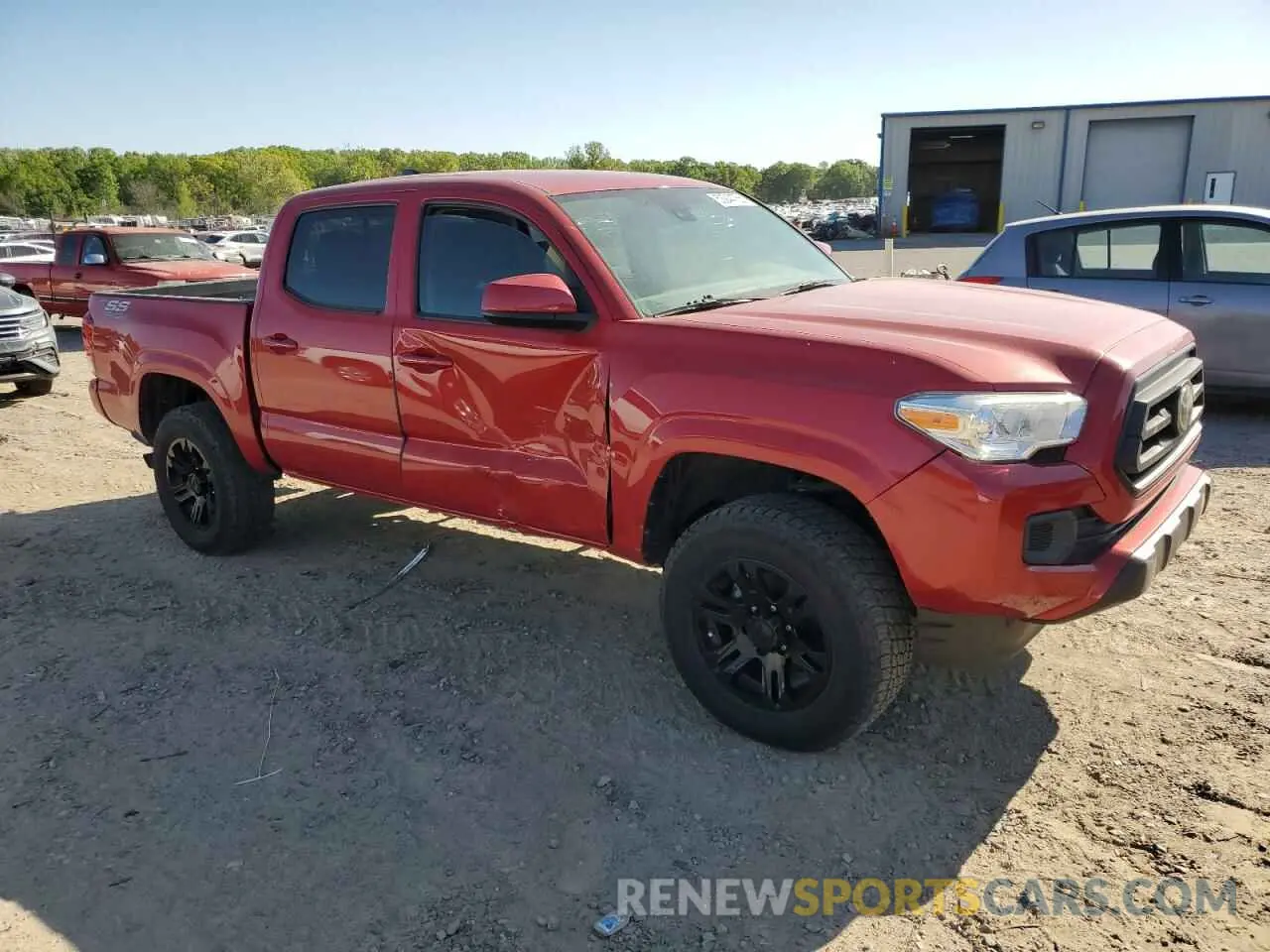 4 Photograph of a damaged car 3TMCZ5AN1LM304823 TOYOTA TACOMA 2020