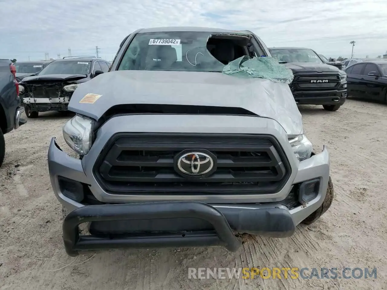 5 Photograph of a damaged car 3TMCZ5AN1LM346506 TOYOTA TACOMA 2020